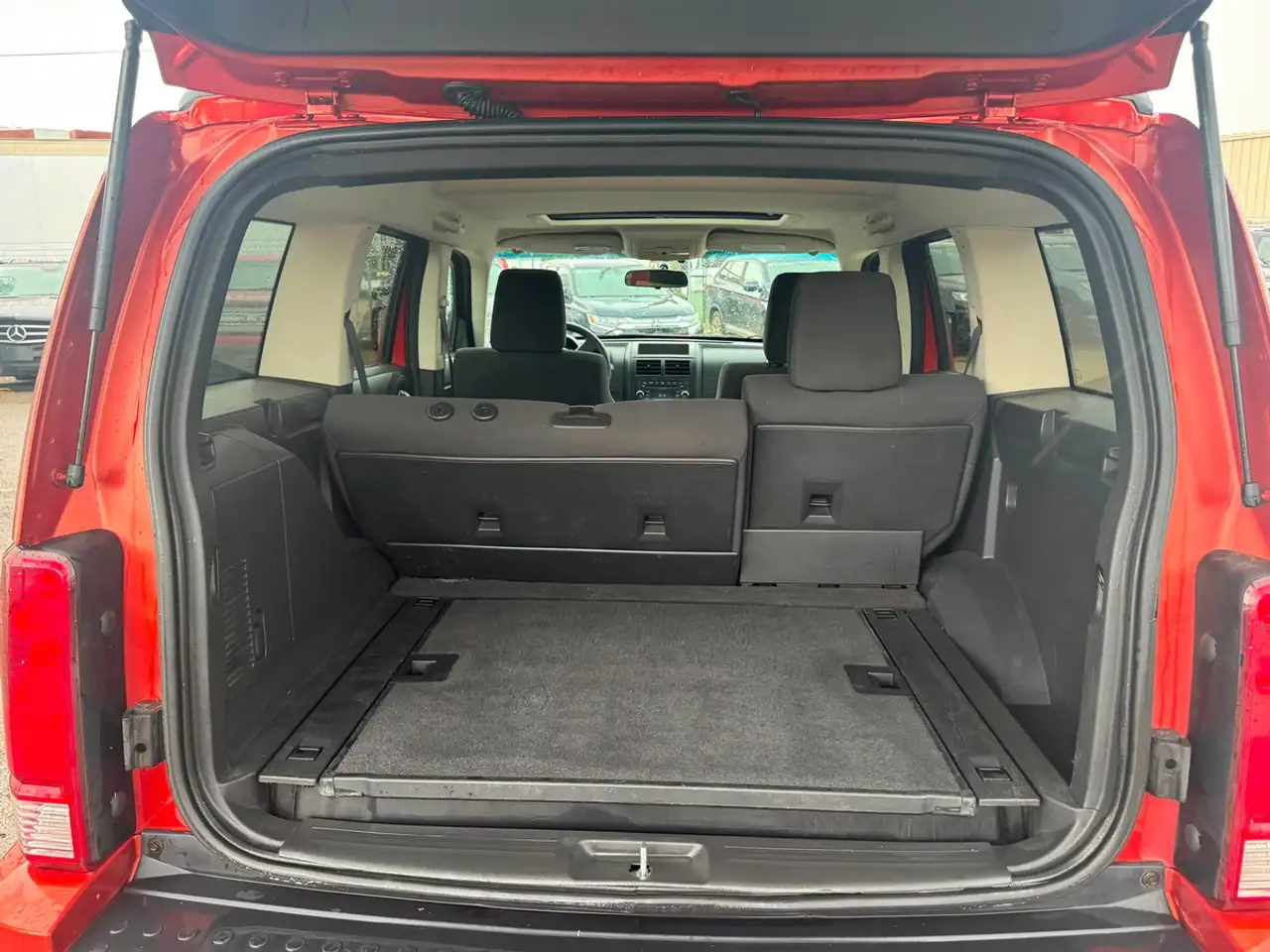 Dodge Nitro photo Dodge Nitro
