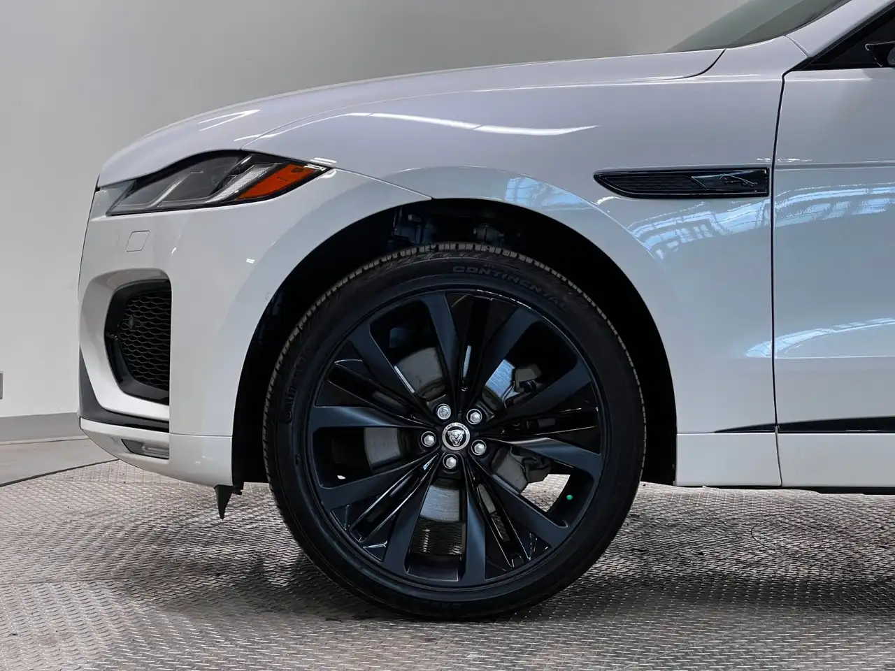 Jaguar F-Pace снимка Jaguar F-Pace