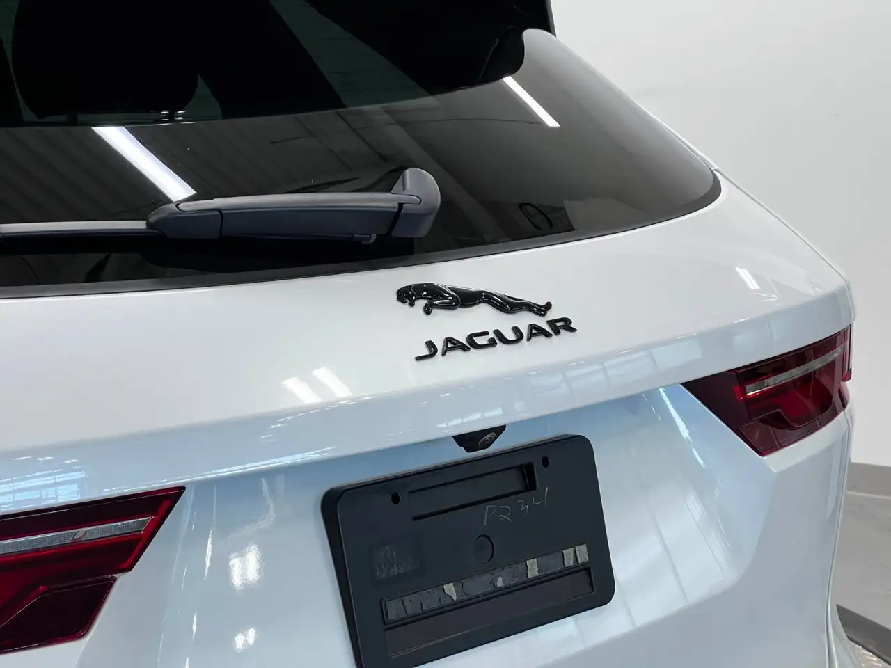 Jaguar F-Pace снимка Jaguar F-Pace