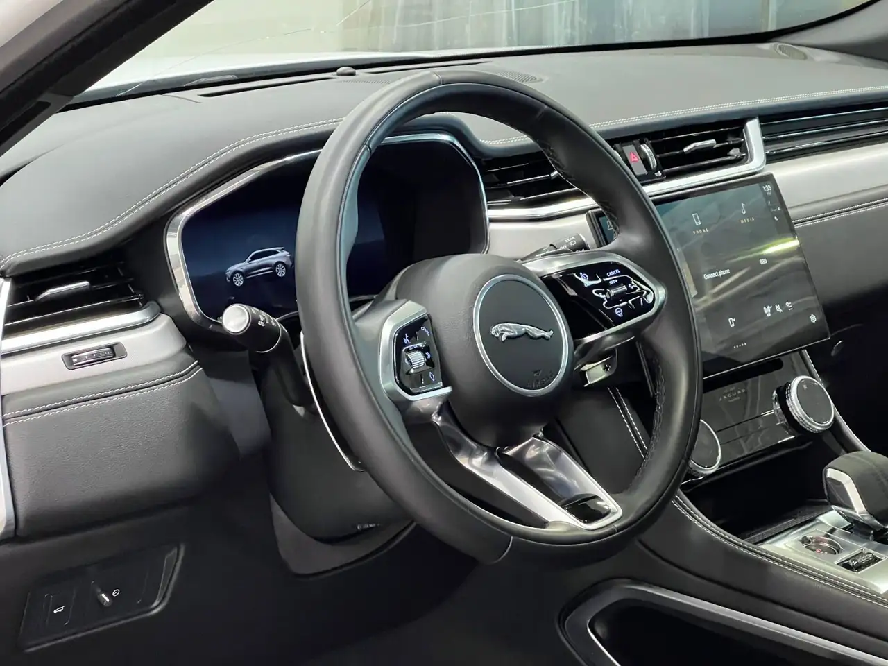 Jaguar F-Pace снимка Jaguar F-Pace