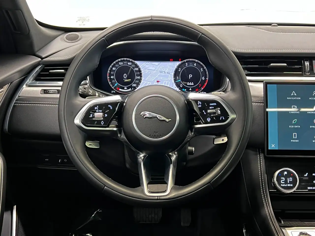 Jaguar F-Pace снимка Jaguar F-Pace