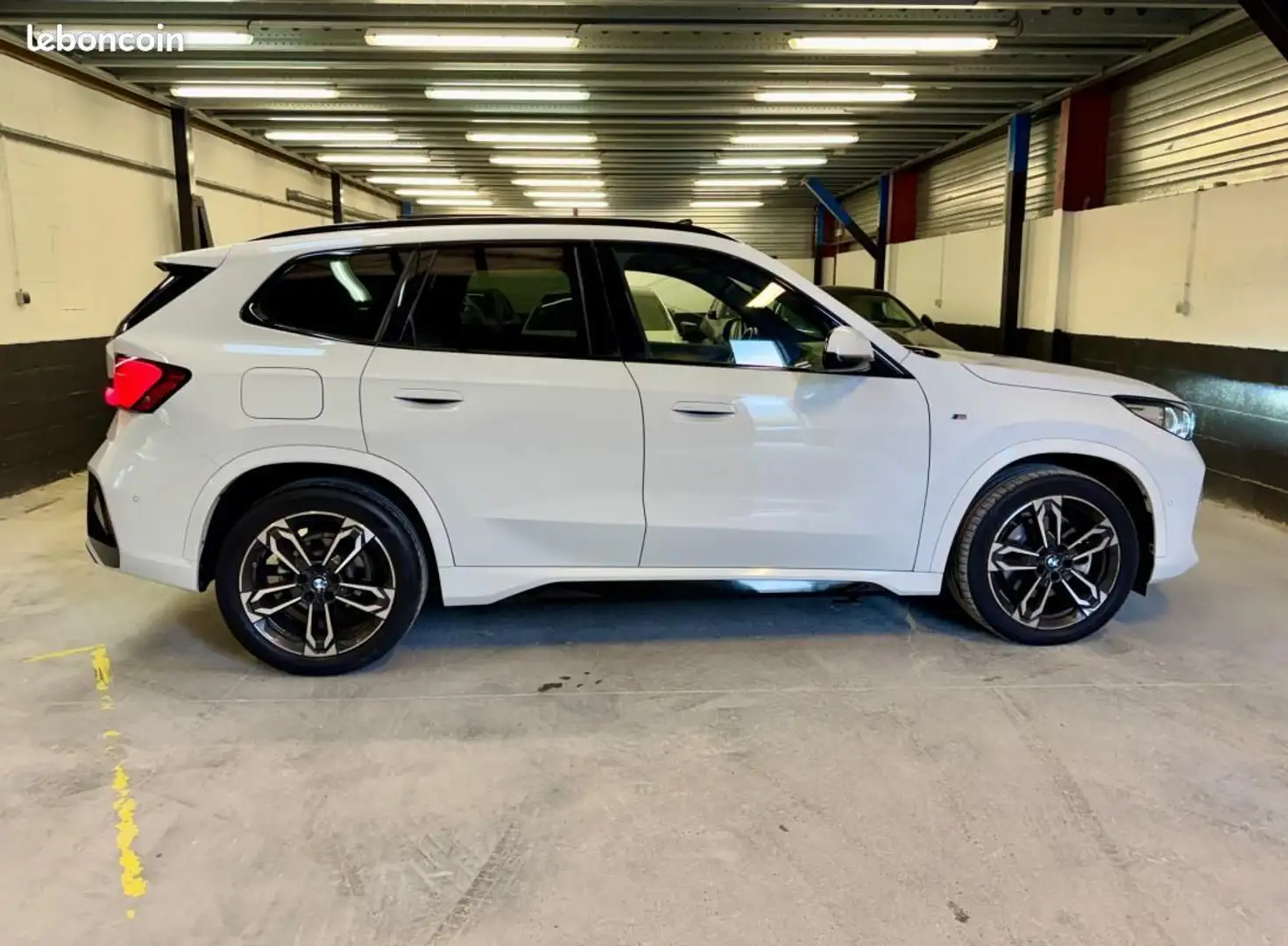 BMW X1 U11 sDrive 20i 20ia 170ch DKG7 M Sport 1E MAIN ORIGINE FR Weiß - 2