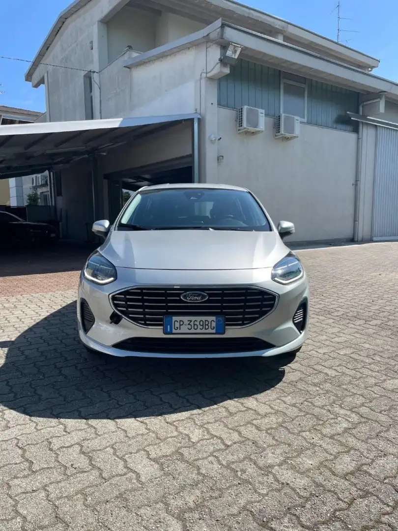 Ford Fiesta 1.1 75 CV 5 porte Titanium Zilver - 2