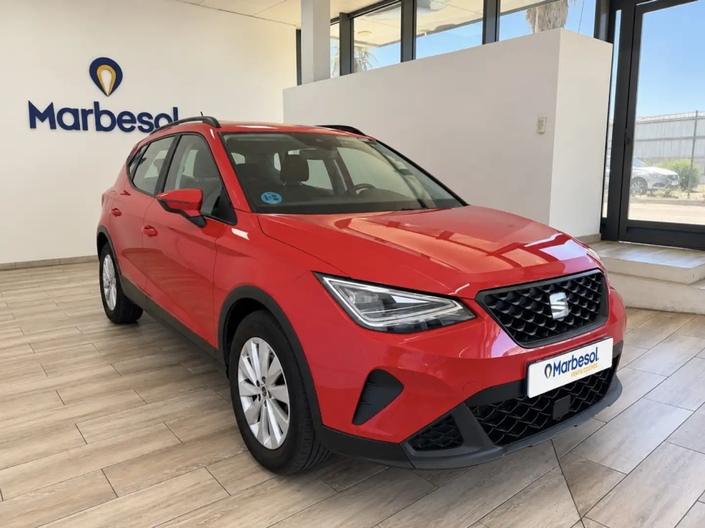 SEAT Arona 1.0 TSI S&S Style DSG7 XM 115 Rojo - 2