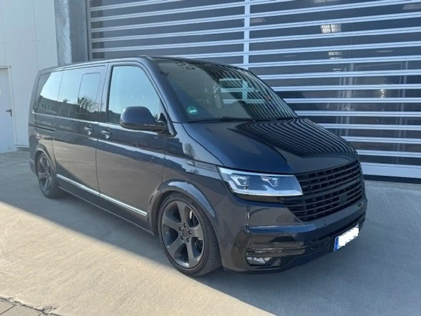 Volkswagen T6 Multivan TDI DSG Highline Gewinde 10x19Styling T6.1 Front Blau - 1