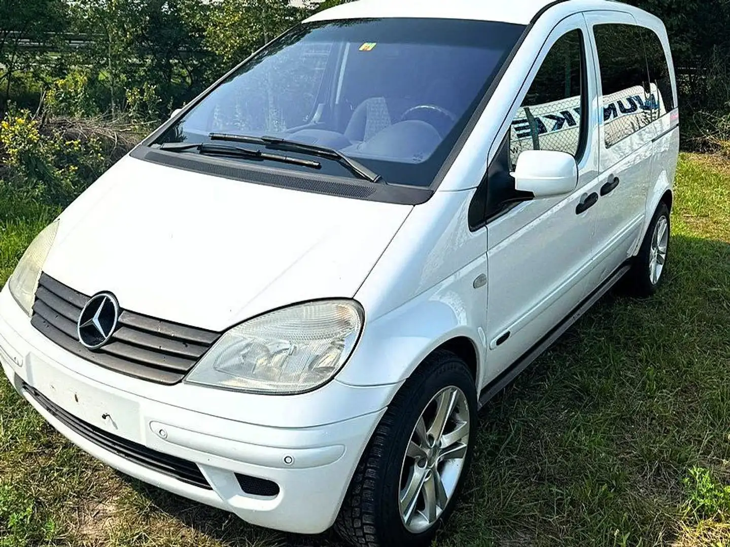 Mercedes-Benz Vaneo 1.9 Trend Kompakt Van Weiß - 2