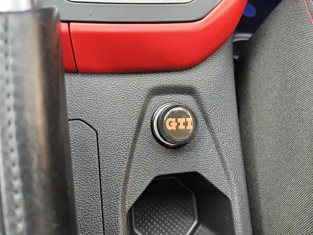 Volkswagen Polo view 12