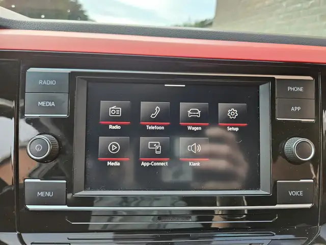 Volkswagen Polo view 8