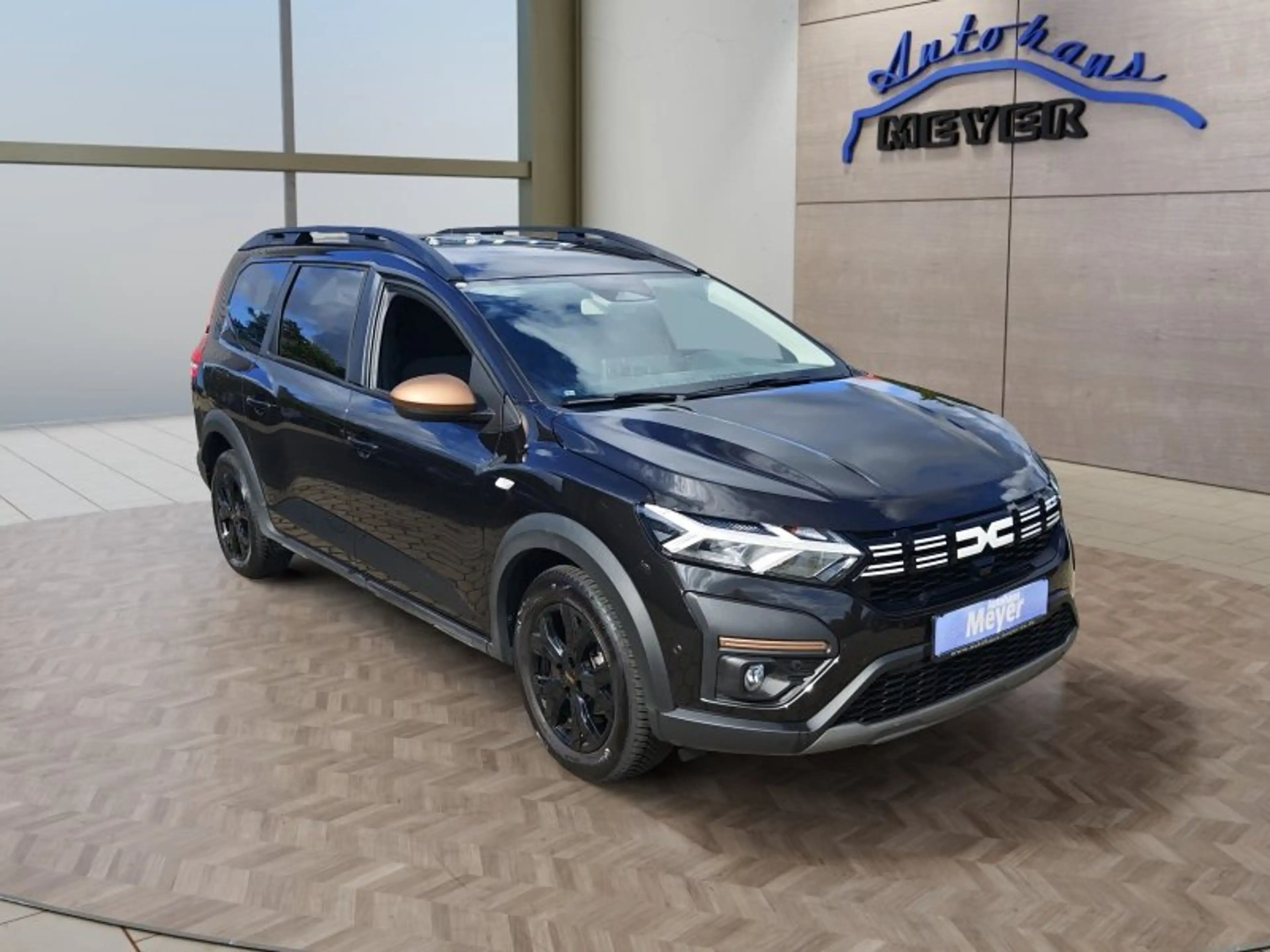 Dacia Jogger 1.0 TCe 110 Extreme+  Navi/Temp./Winterp. — photo 7