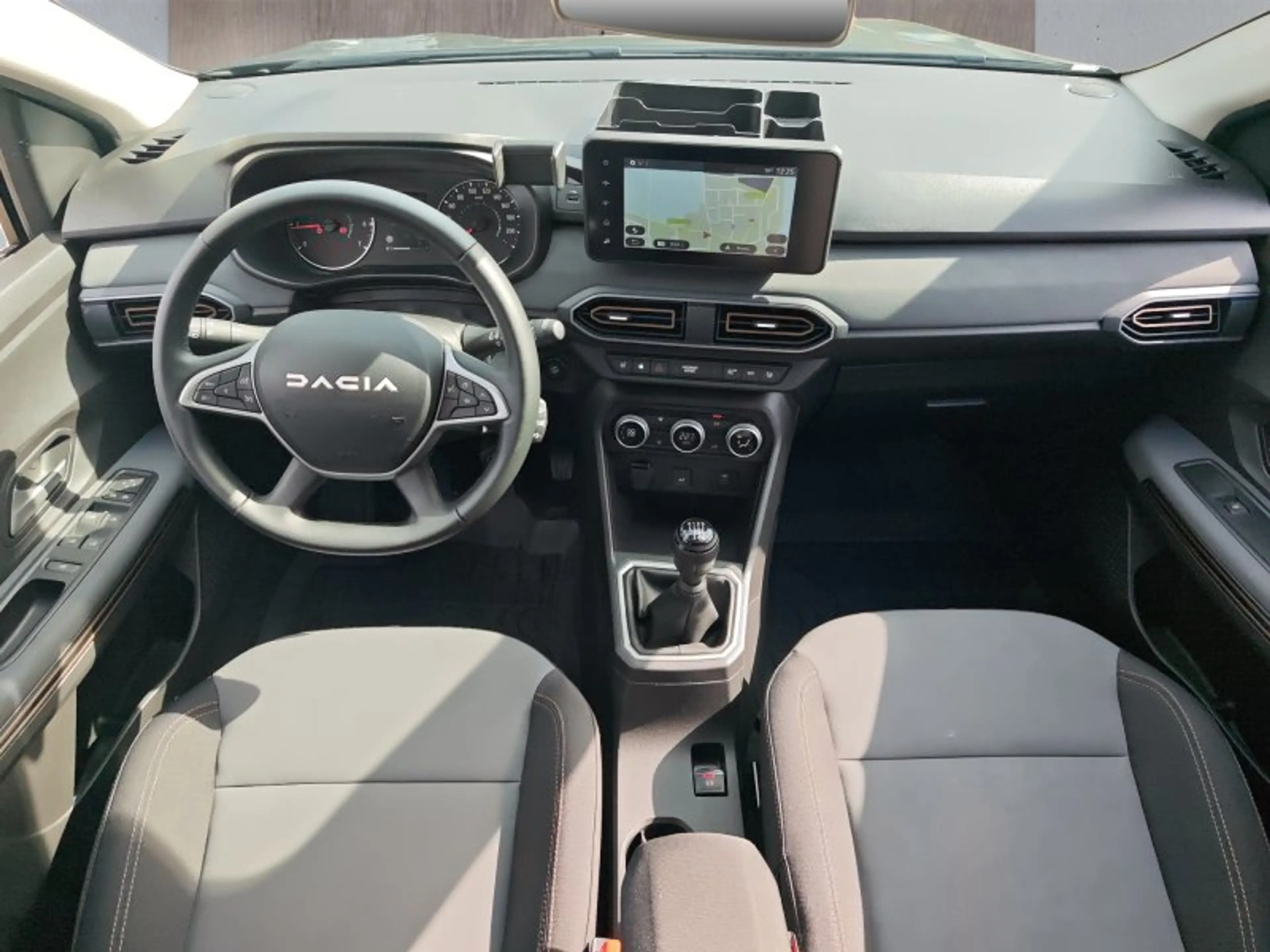Dacia Jogger 1.0 TCe 110 Extreme+  Navi/Temp./Winterp. — photo 10
