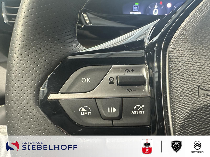 Peugeot 308 GT 130 EAT8 *Massage*Pano*Focal*Pano*360* — photo 12