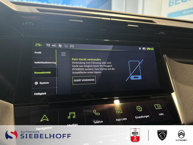 Peugeot 308 GT 130 EAT8 *Massage*Pano*Focal*Pano*360* — photo 14