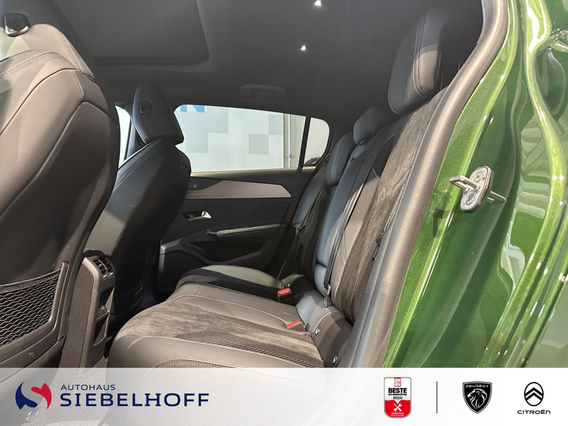 Peugeot 308 GT 130 EAT8 *Massage*Pano*Focal*Pano*360* — photo 9