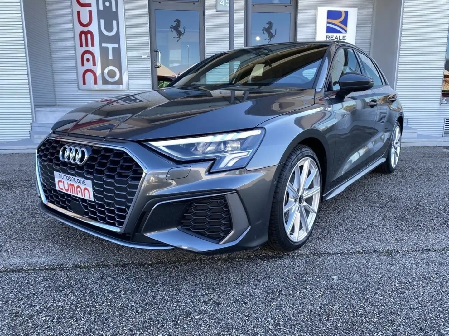 Audi A3 35 TDI S line edition Grijs - 2