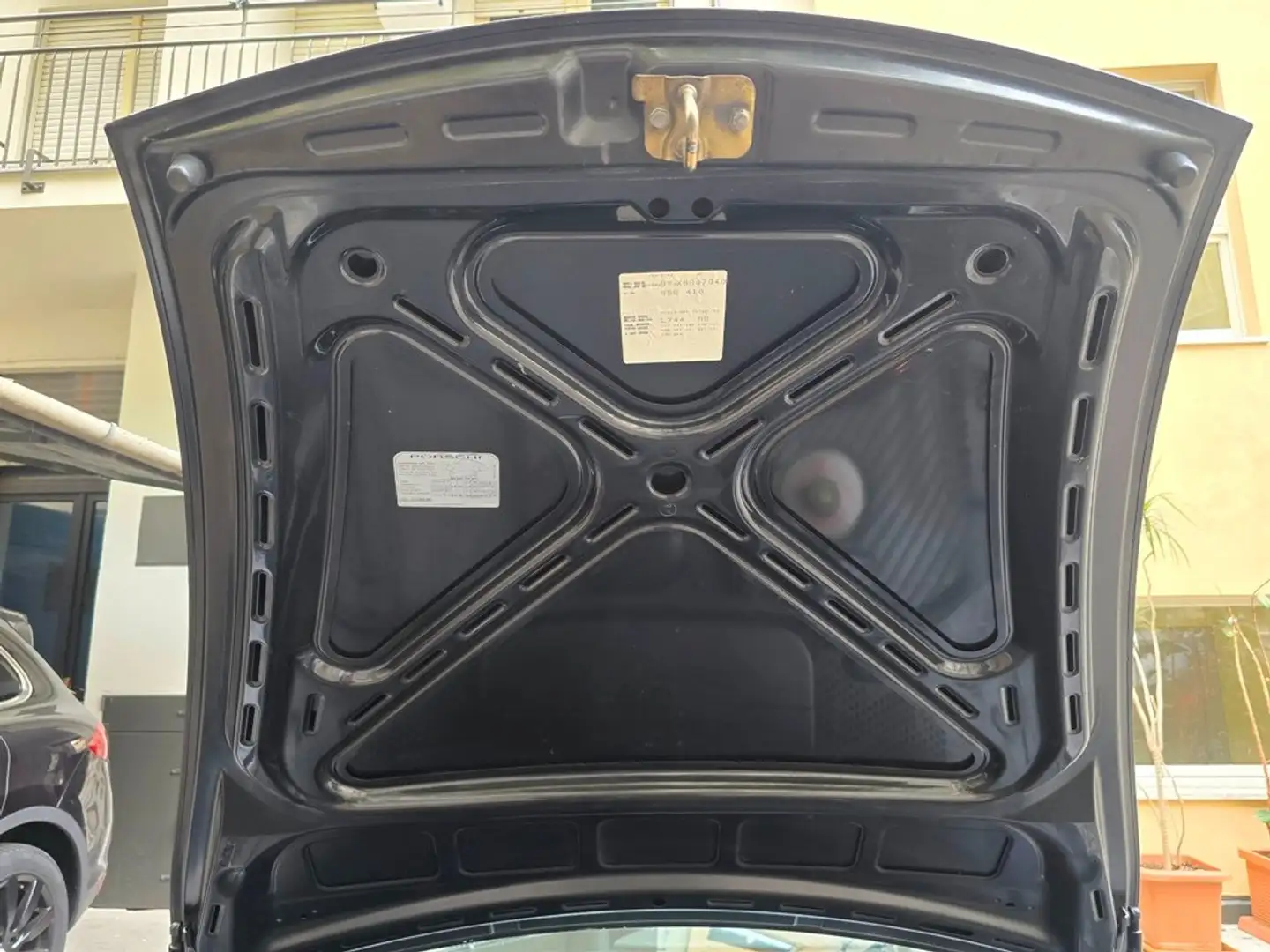 Porsche 996 Coupe 3.4 Carrera 4 TIPTRONIK/XENO/TETTO/CRS/ Nero - 2