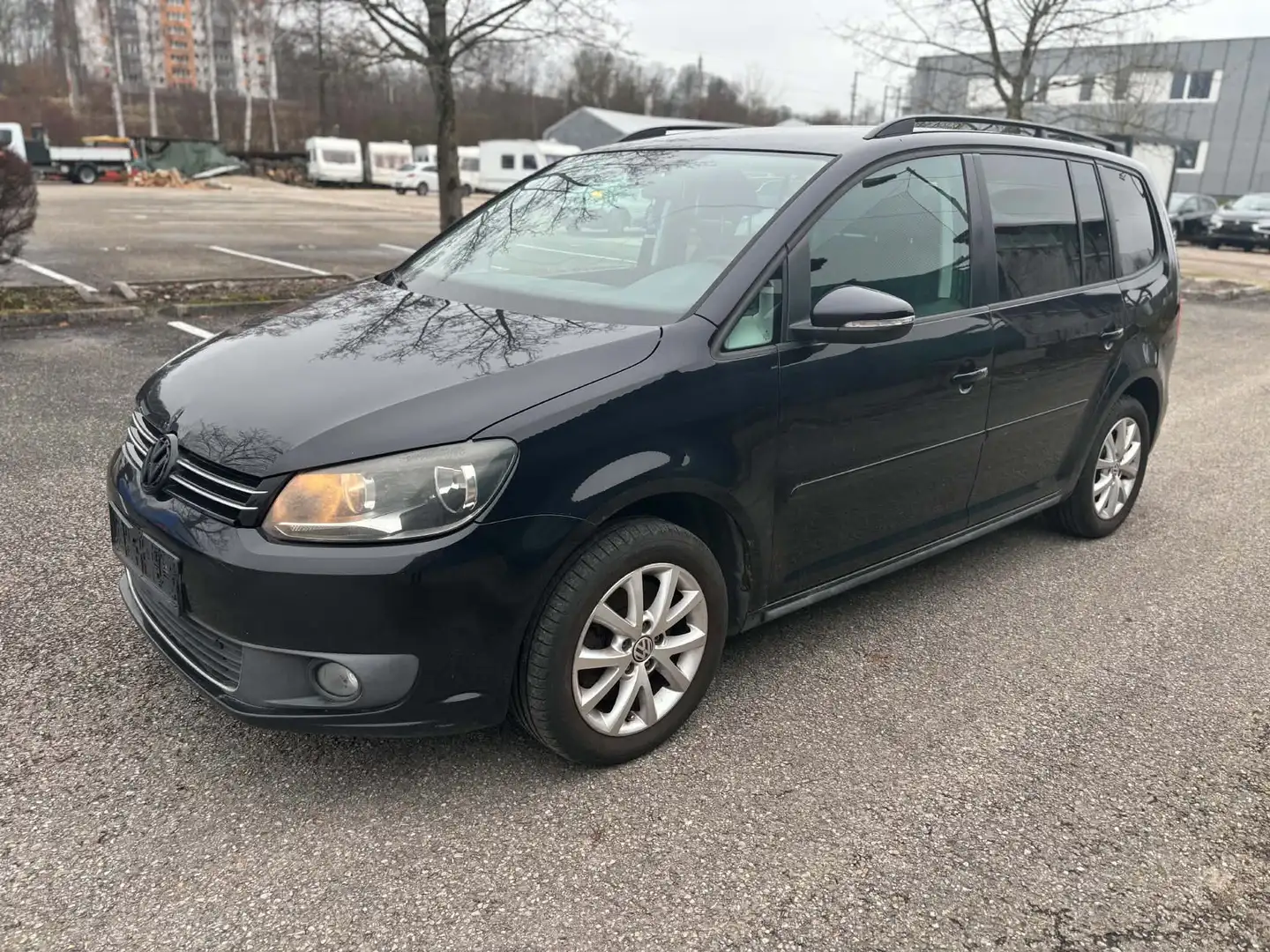 Volkswagen Touran 2.0 TDI DPF - 2