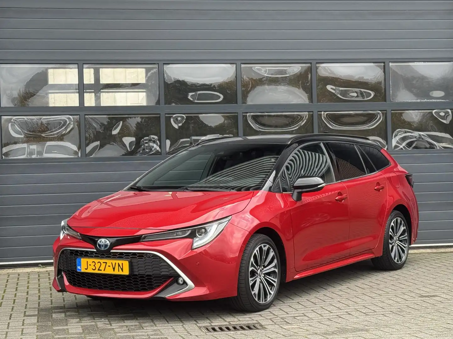 Toyota Corolla Touring Sports 1.8 HYBRID EXECUTIVE I ADAPT. CRUIS Rosso - 1