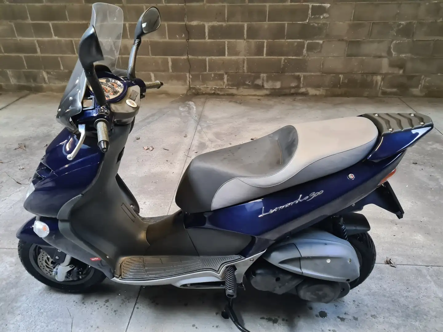 Aprilia Leonardo 300 Bleu - 2