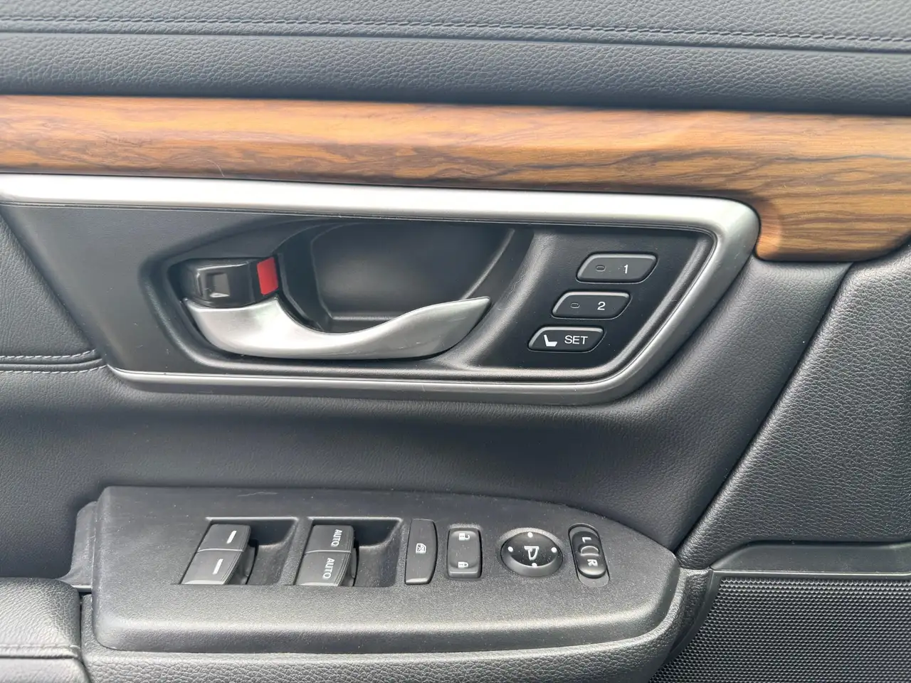 Honda CR-V снимка Honda CR-V