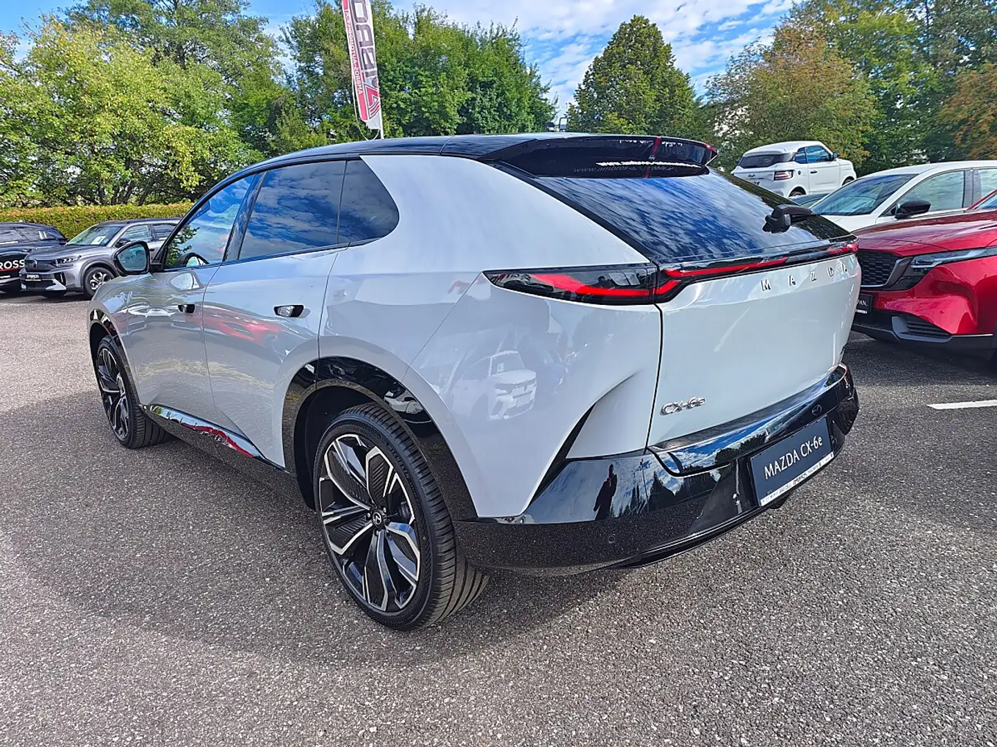 Mazda CX-6e Mazda CX-6e 78kWh Takumi Vorführwagen - JETZT T... Grau - 2