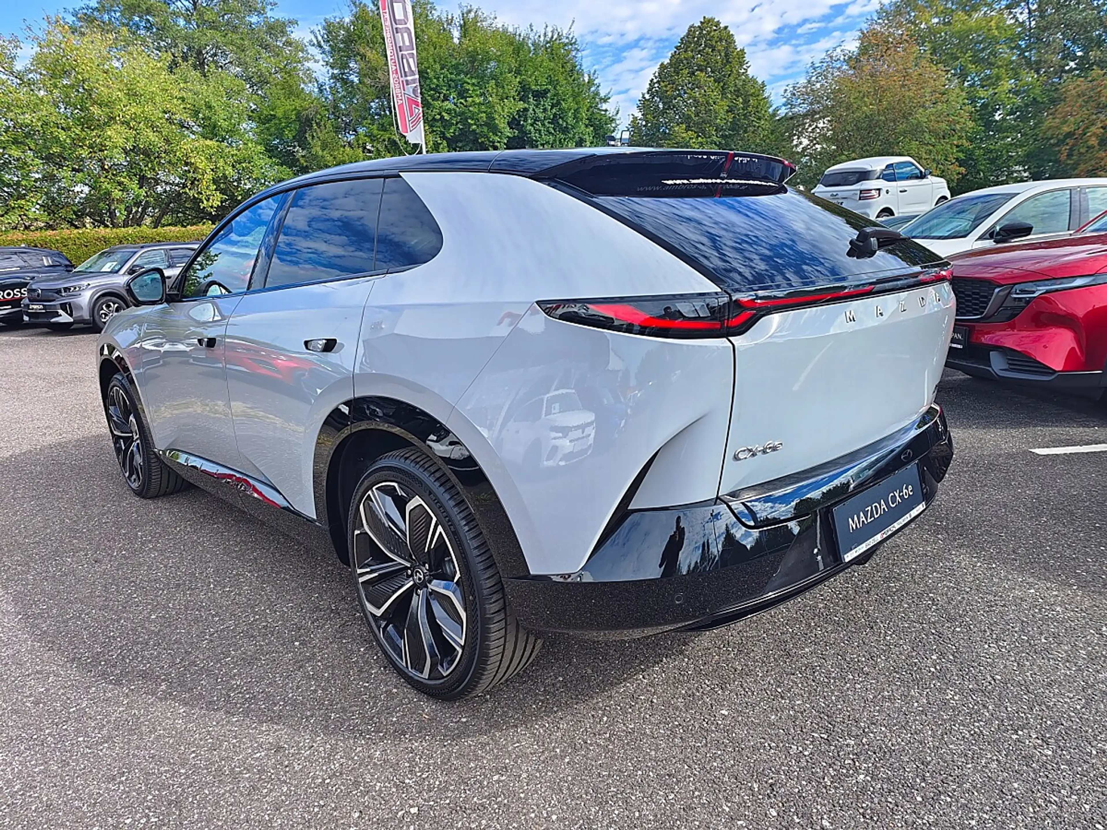 Mazda CX-6e Mazda CX-6e 78kWh Takumi Vorführwagen - JETZT T... — photo 2