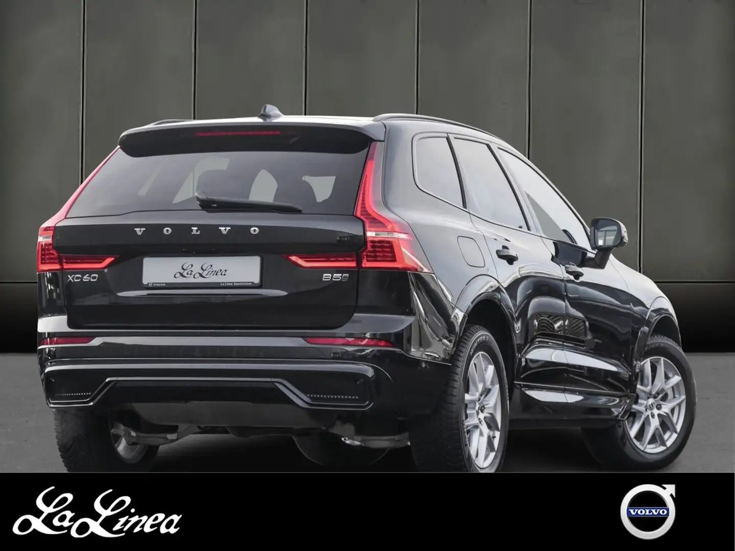 Volvo XC60 B5 Plus Dark / 360 / Pano Schwarz - 2