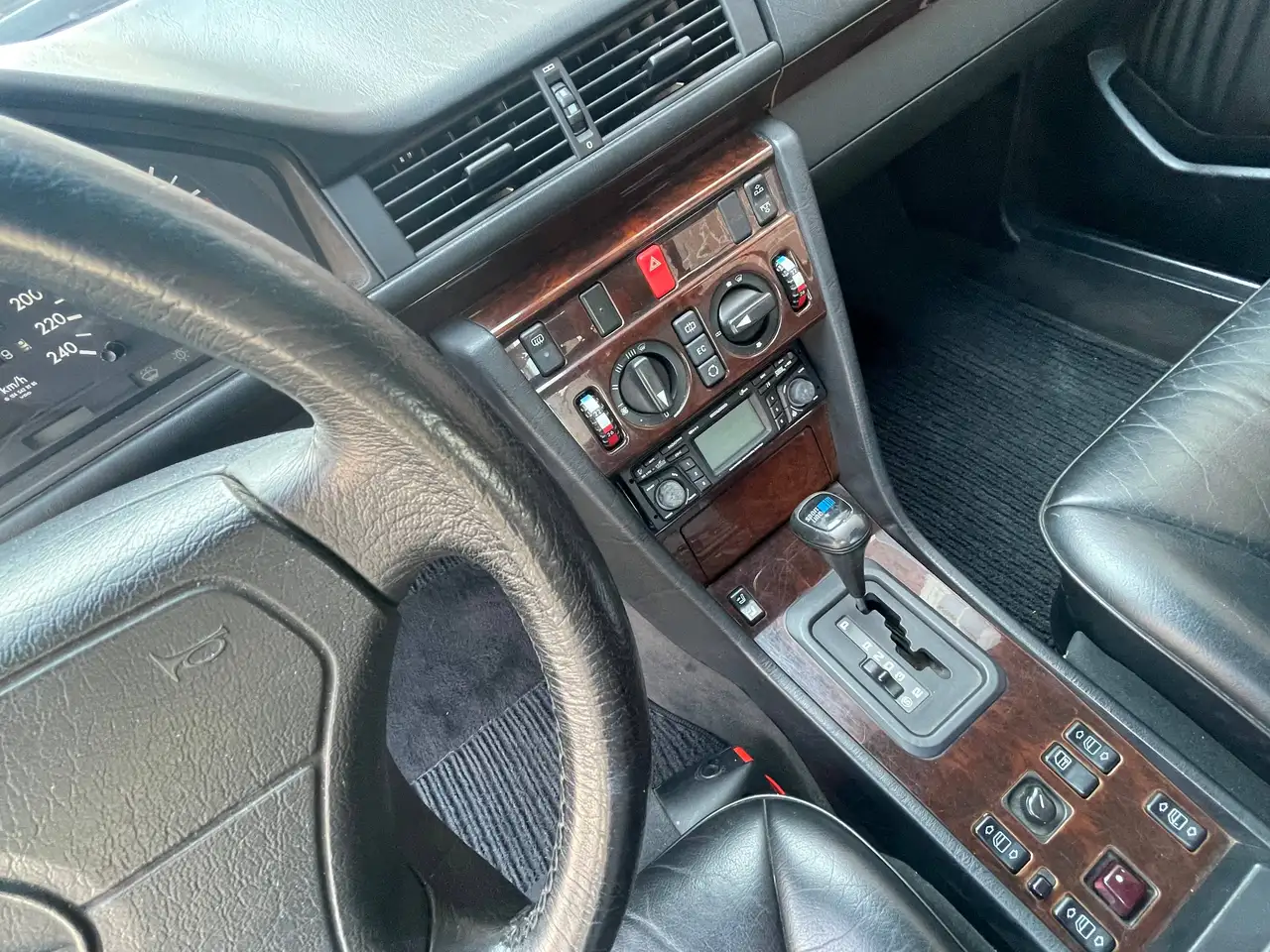 Mercedes-Benz E 220 E-Klasse Cabrio *** geringe Laufleistung, foto 10