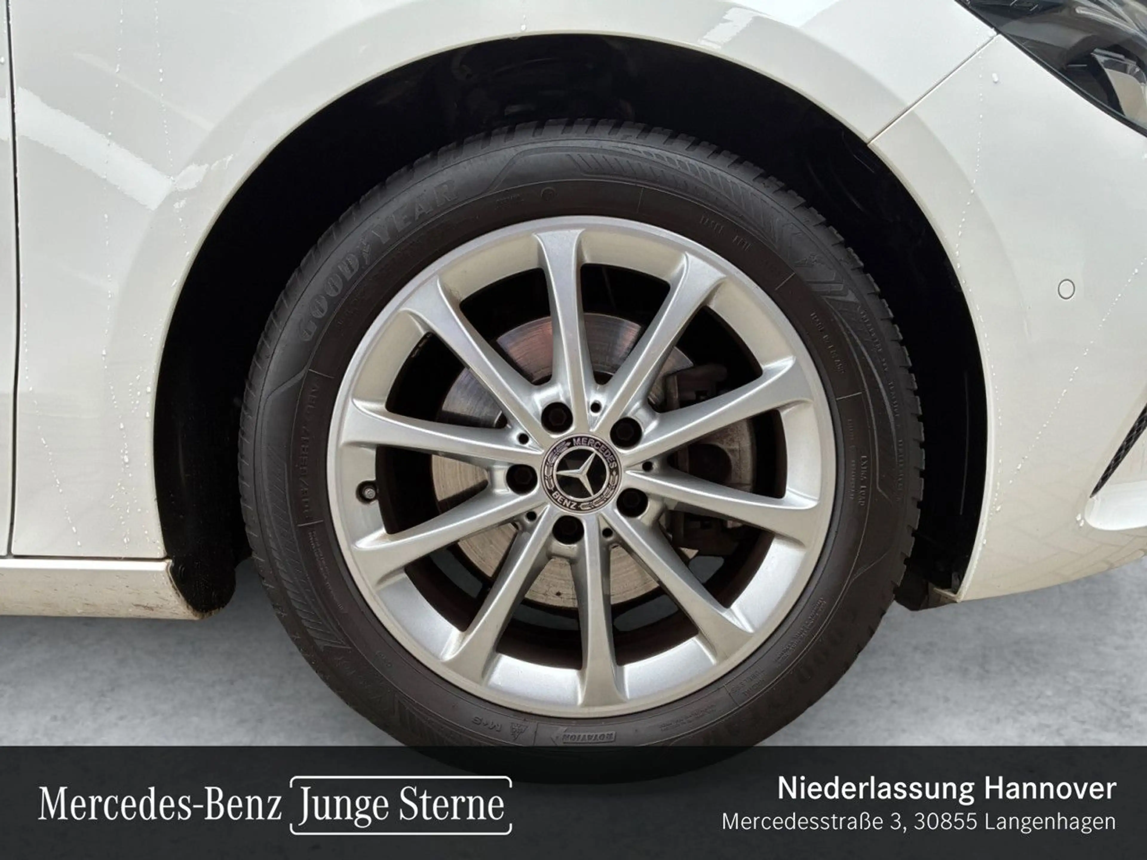 Mercedes-Benz B 200 4M PROGRESSIVE+AHK+LED+KAMERA+8G — photo 3