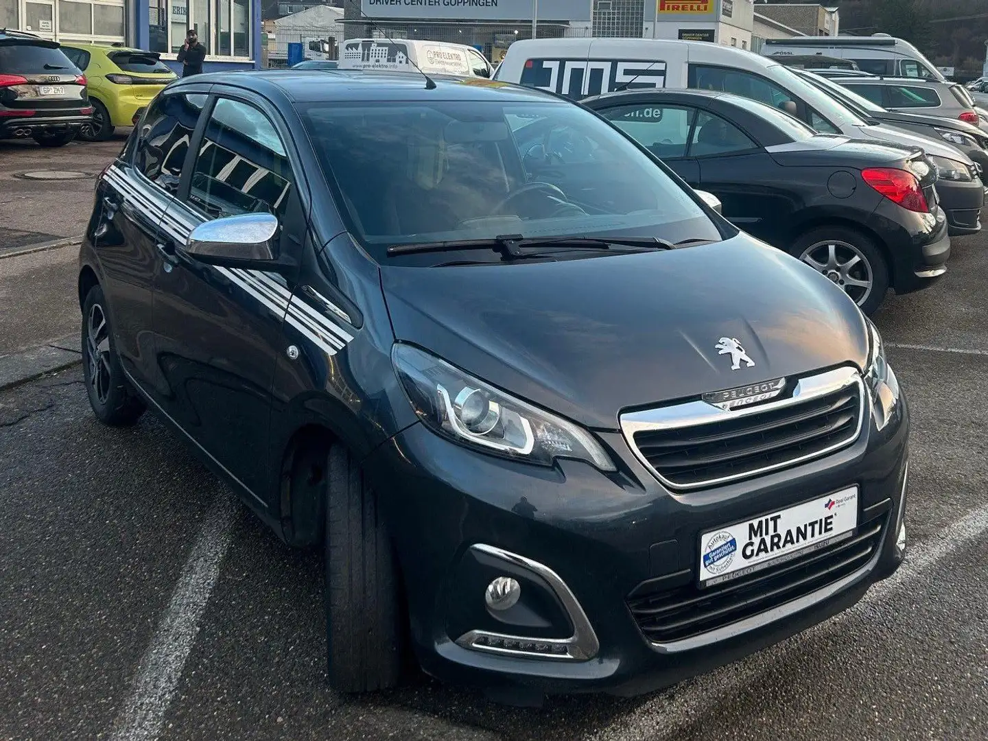 Peugeot 108 Collection Šedá - 2