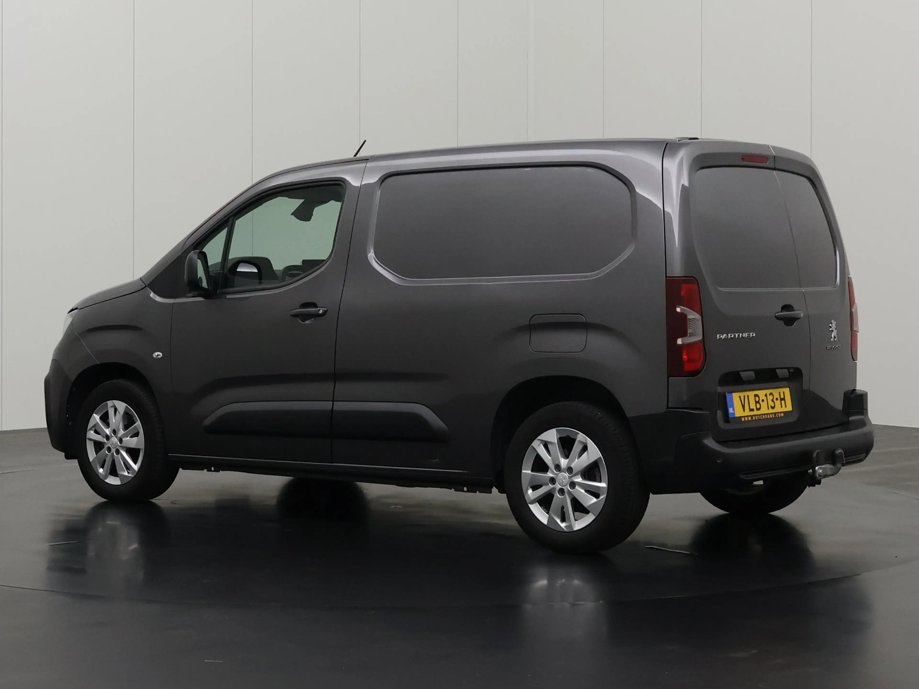 Peugeot Partner 1.2 PureTech Benzine Premium | Marge | Navigatie | — photo 6