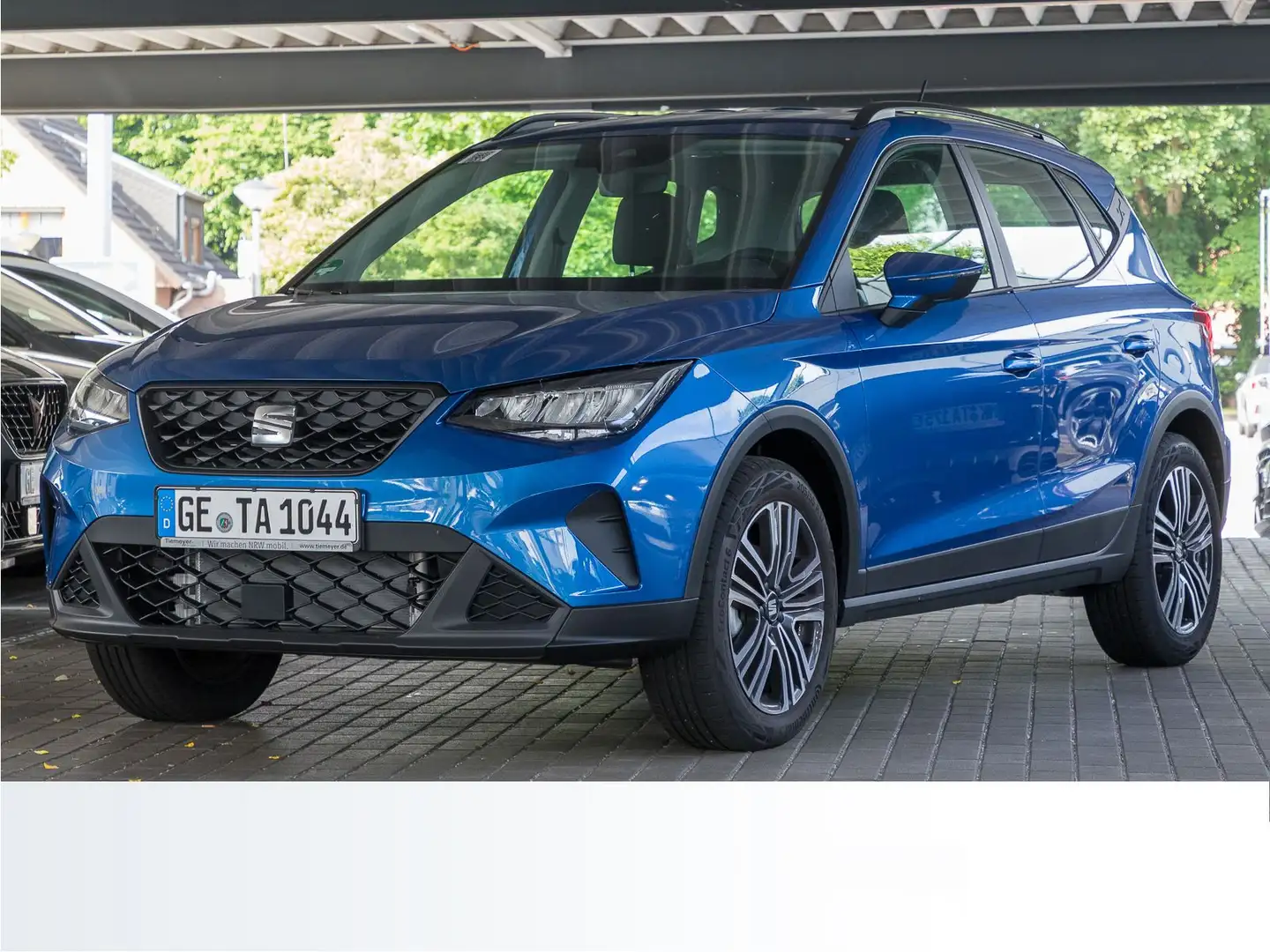 SEAT Arona 1.0 TSI STYLE EDITION LED CLIMA DAB+ LM17 Bleu - 2