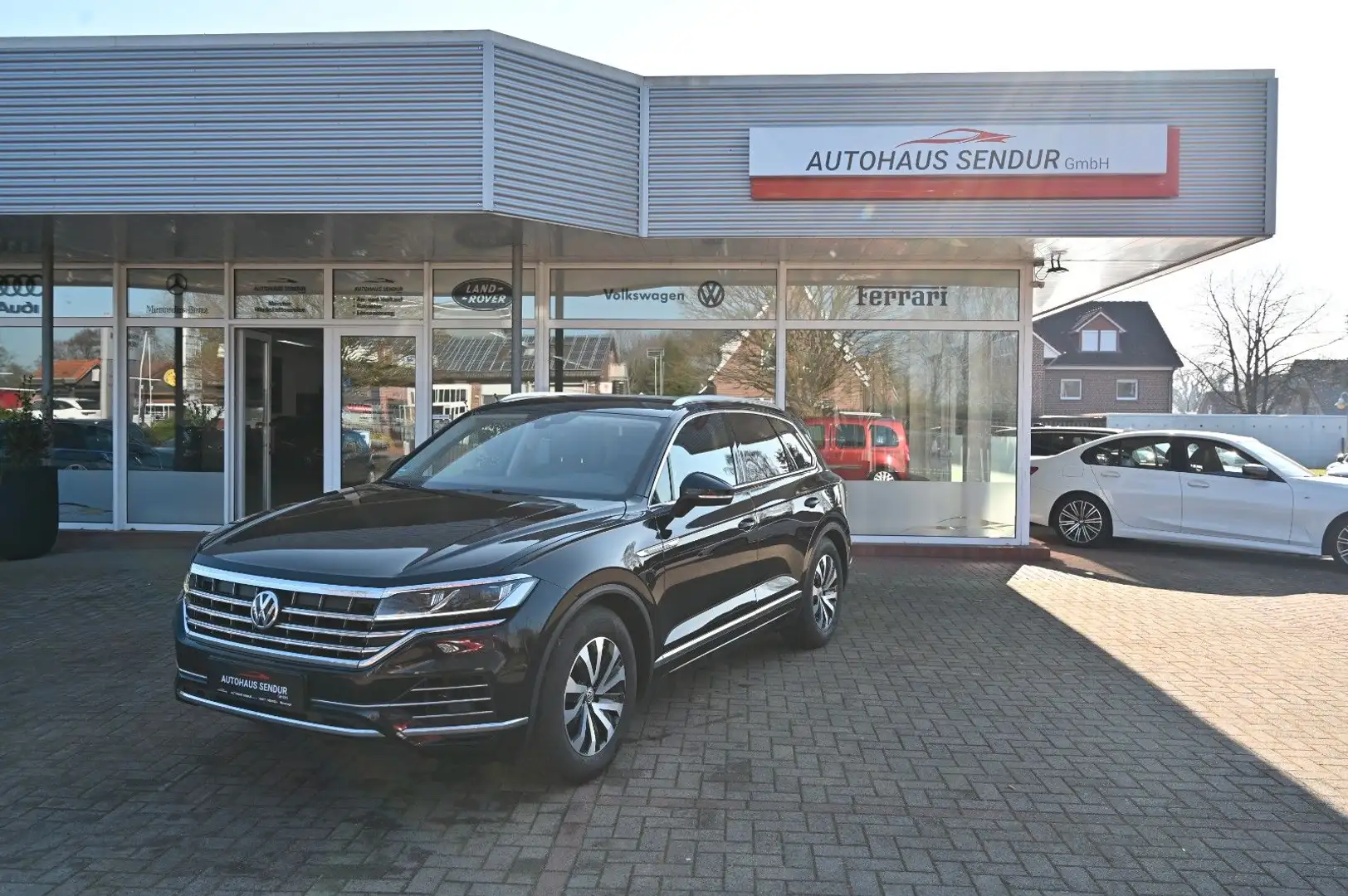 Volkswagen Touareg Elegance 4Motion / LED / AHK / STANDHEIZ Schwarz - 1