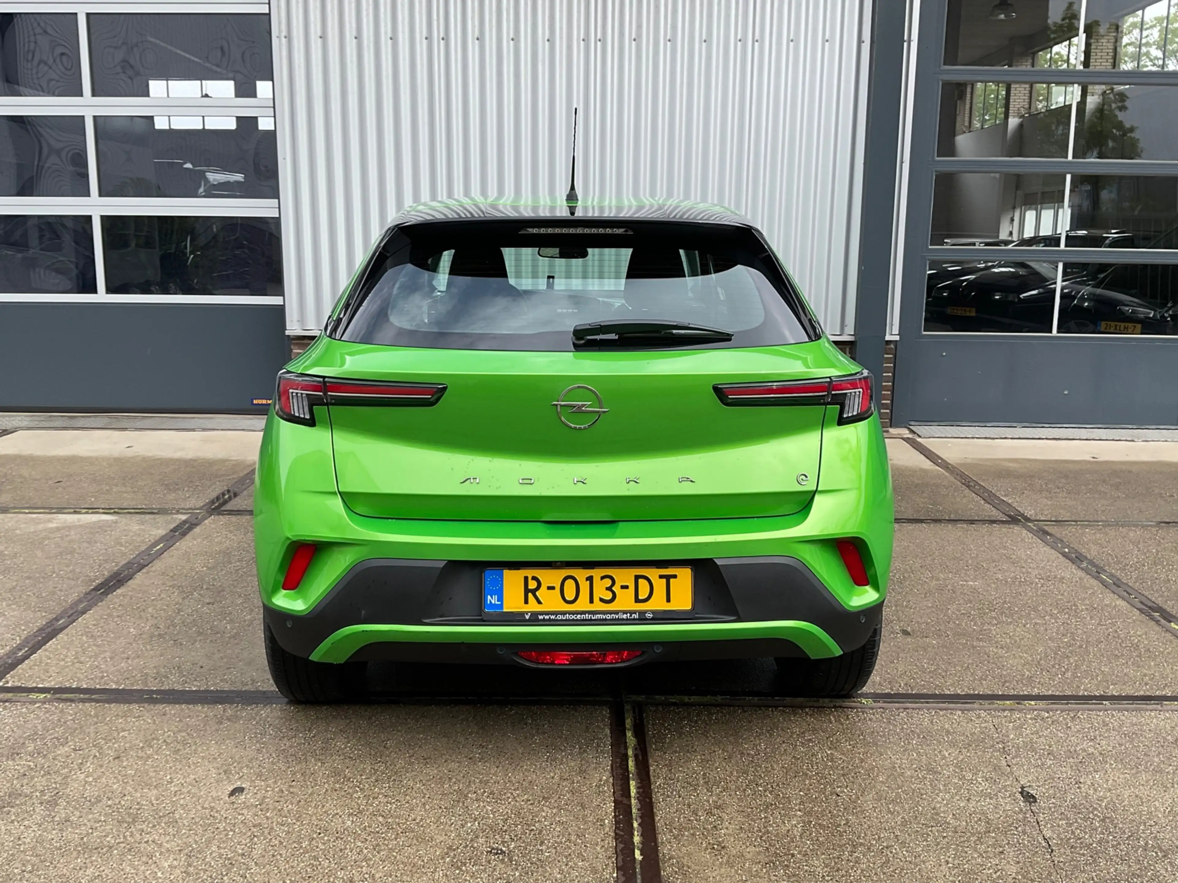 Opel Mokka-E Electric Level 2 50 kWh — photo 7