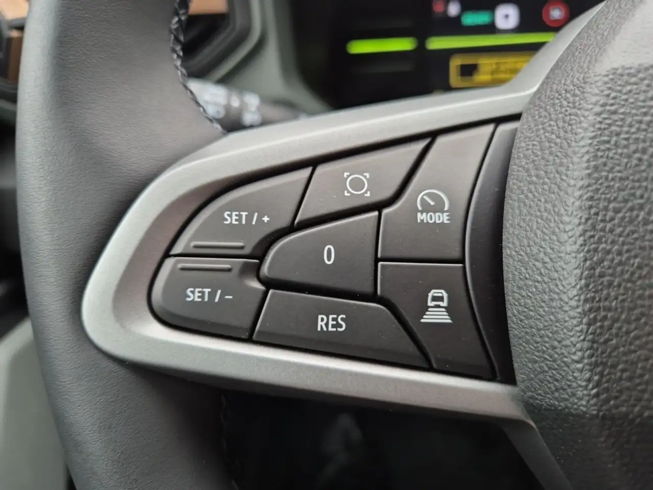 Dacia Duster Extreme hybrid 155 27