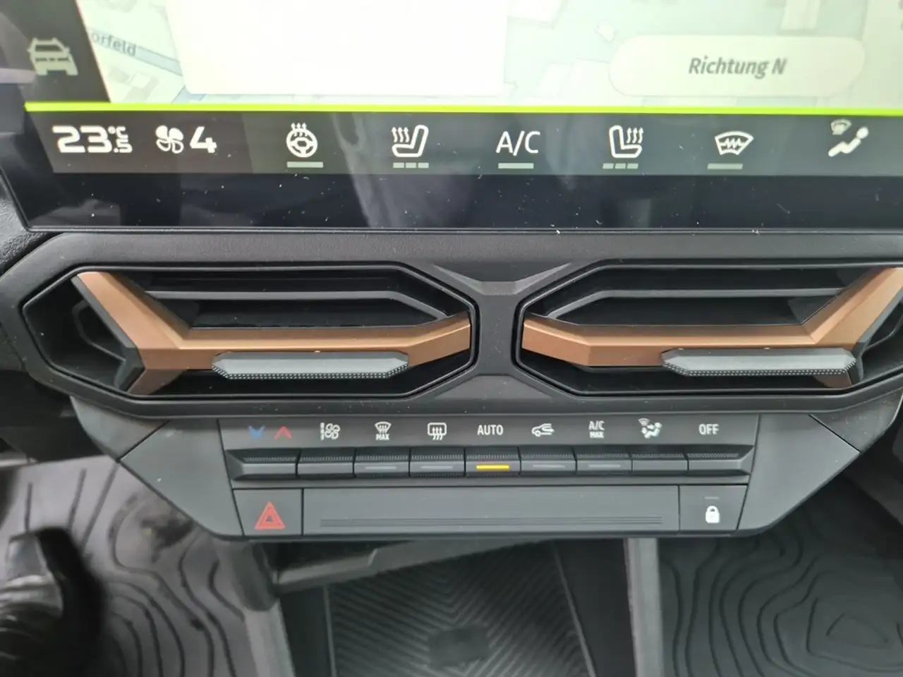 Dacia Duster Extreme hybrid 155 17
