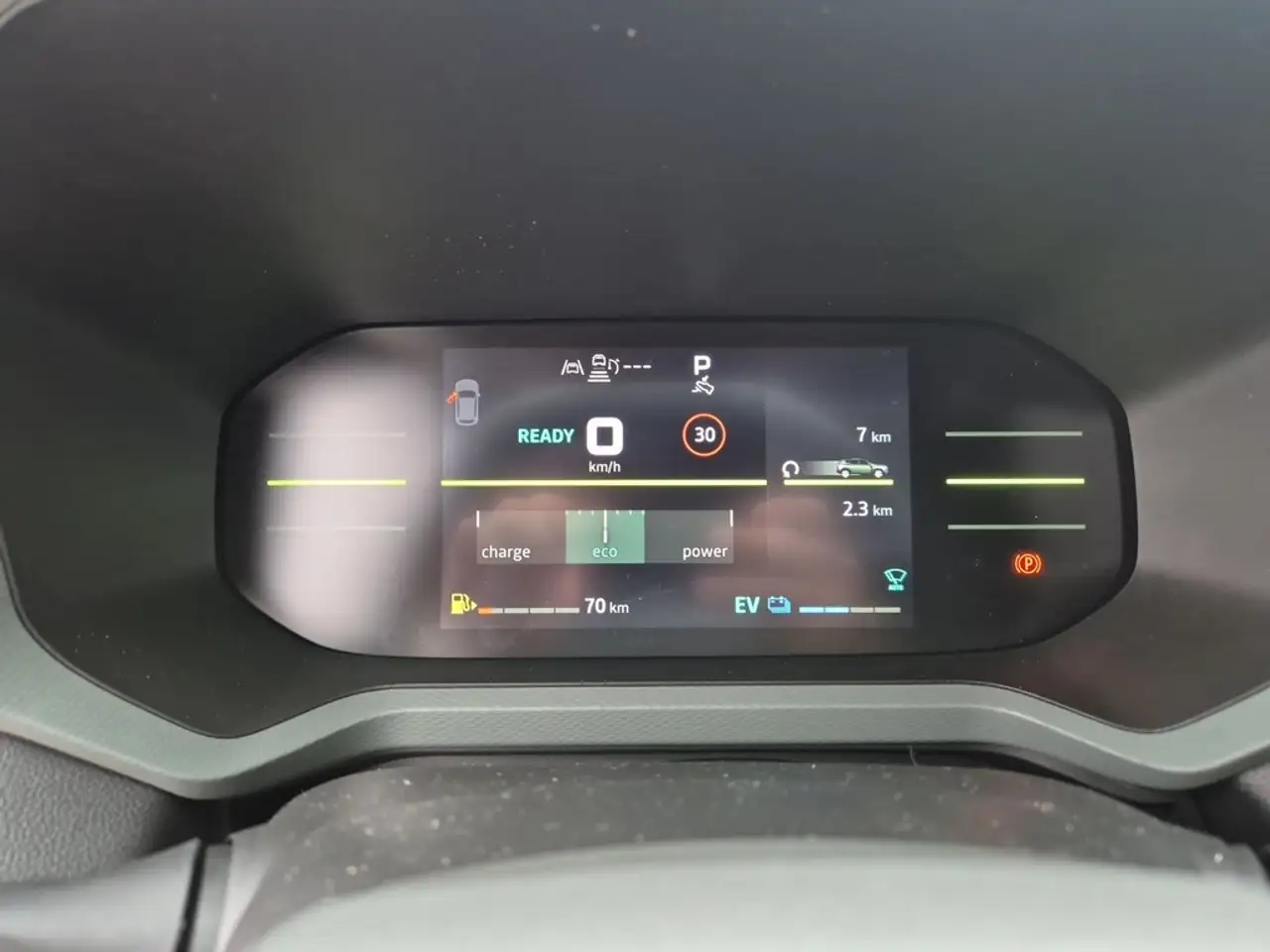 Dacia Duster Extreme hybrid 155 12
