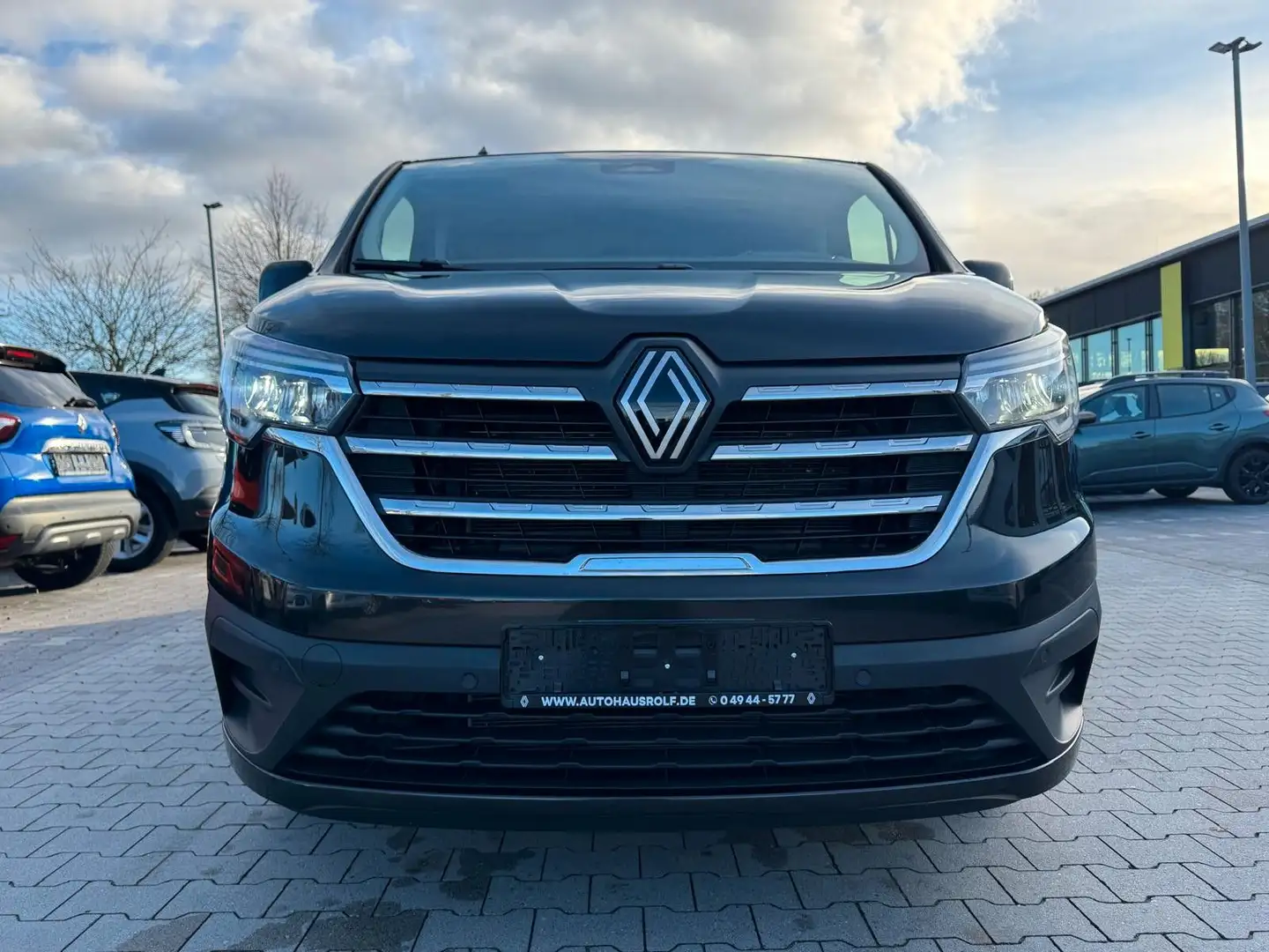 Renault Trafic Grand Trafic BLUE dCi 150 EDC | KLIMA | KAMERA Zwart - 2