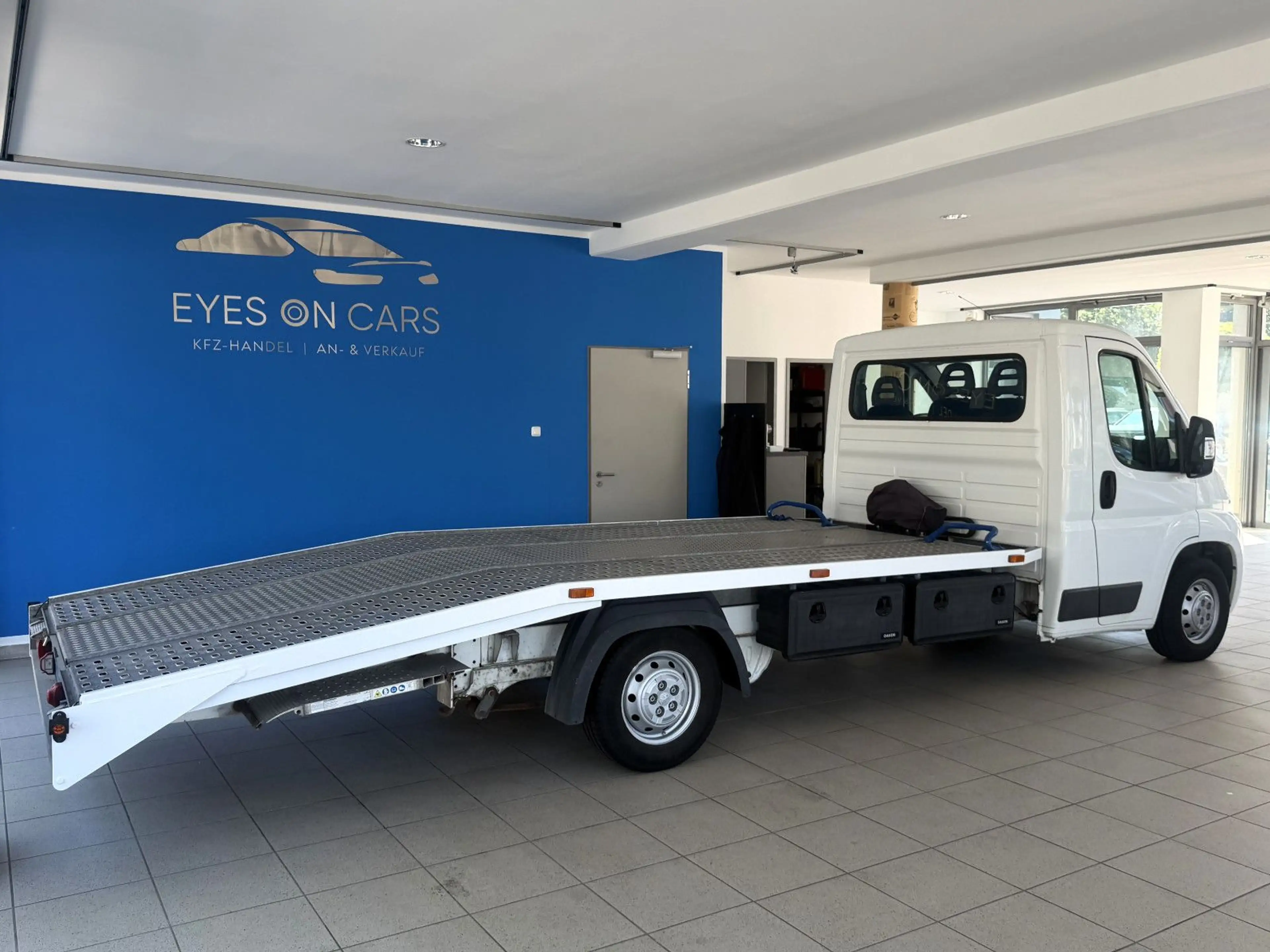 Peugeot Boxer 2,2HDi*MWST.*LEDER*KLIMA*ABSCHLEPPWAGEN* — photo 2