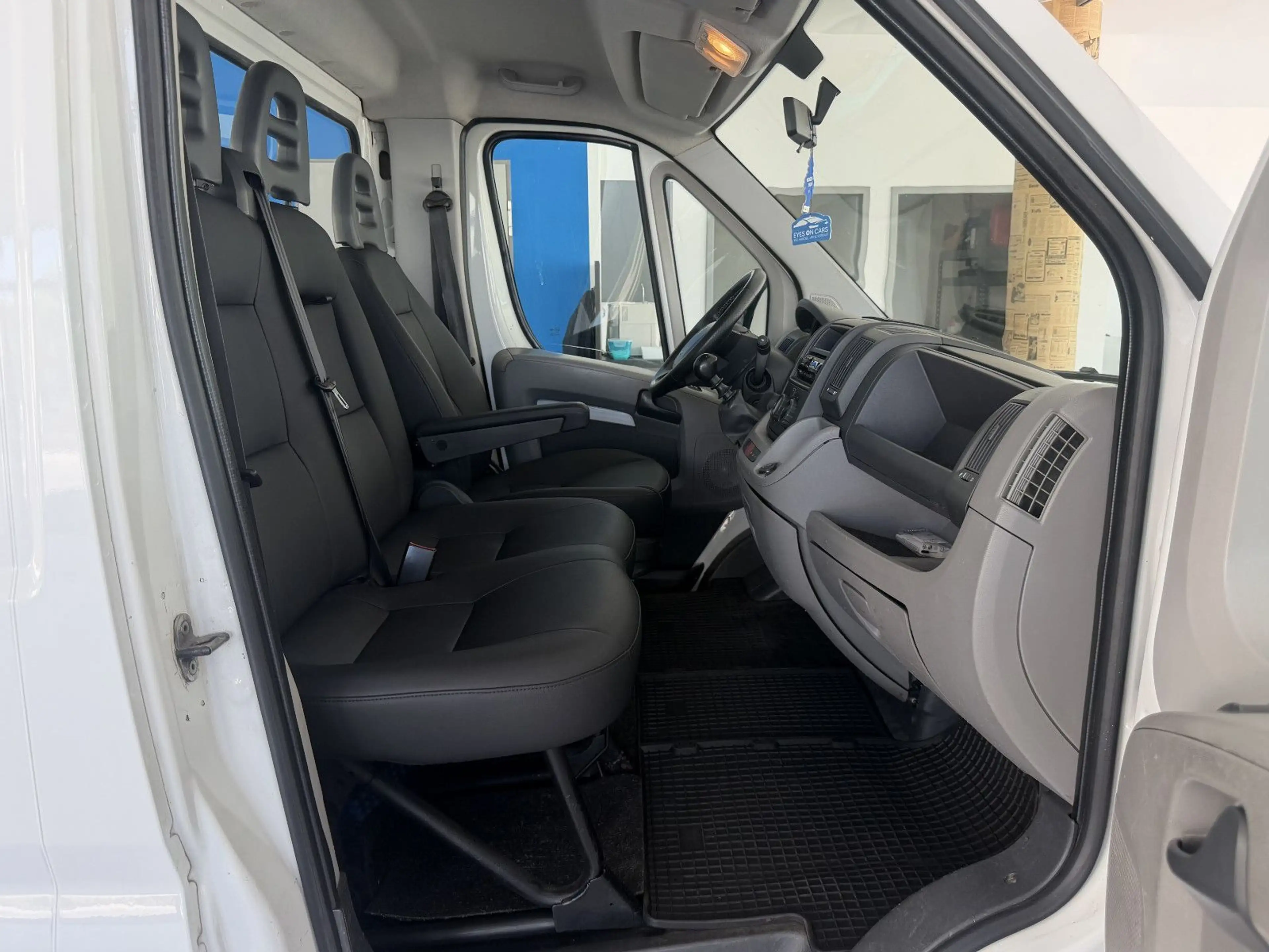 Peugeot Boxer 2,2HDi*MWST.*LEDER*KLIMA*ABSCHLEPPWAGEN* — photo 13
