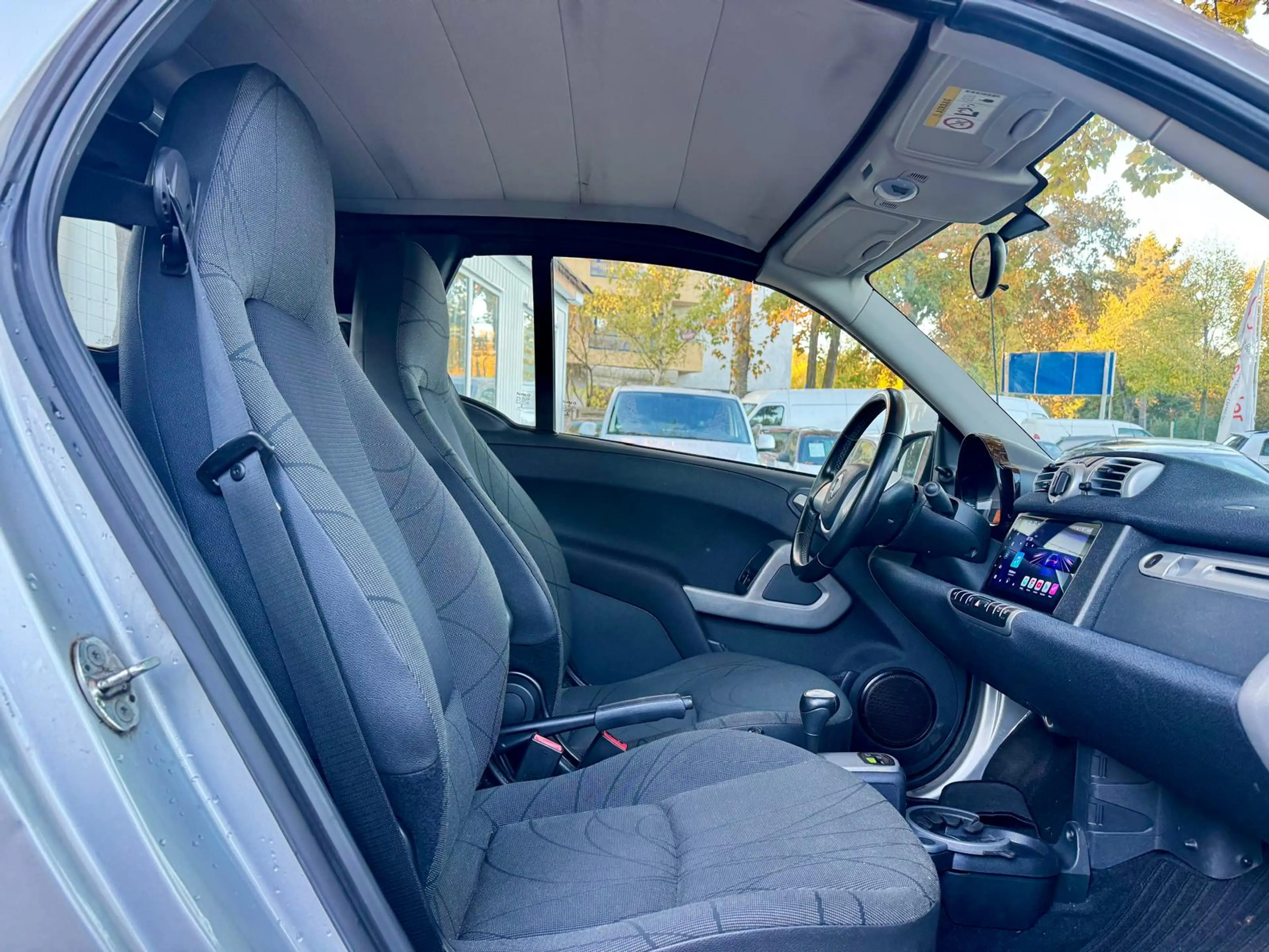 smart forTwo Cabrio Navi Klima AUTOAMTIK 15 Zoll Alu Servo — photo 6