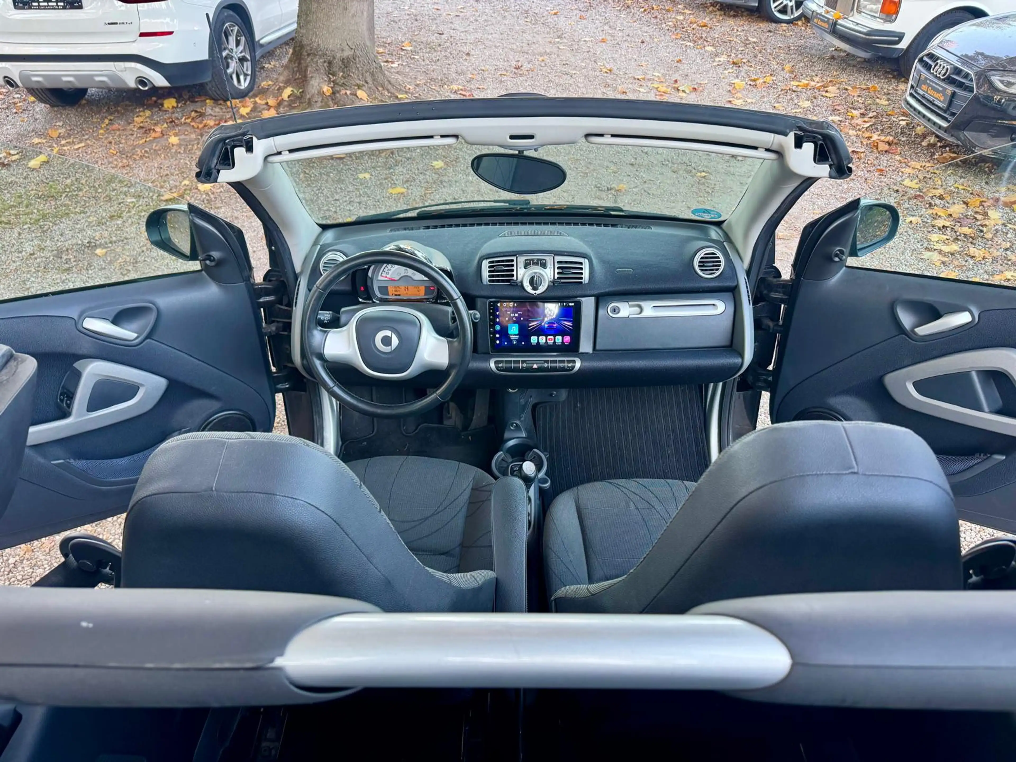 smart forTwo Cabrio Navi Klima AUTOAMTIK 15 Zoll Alu Servo — photo 8