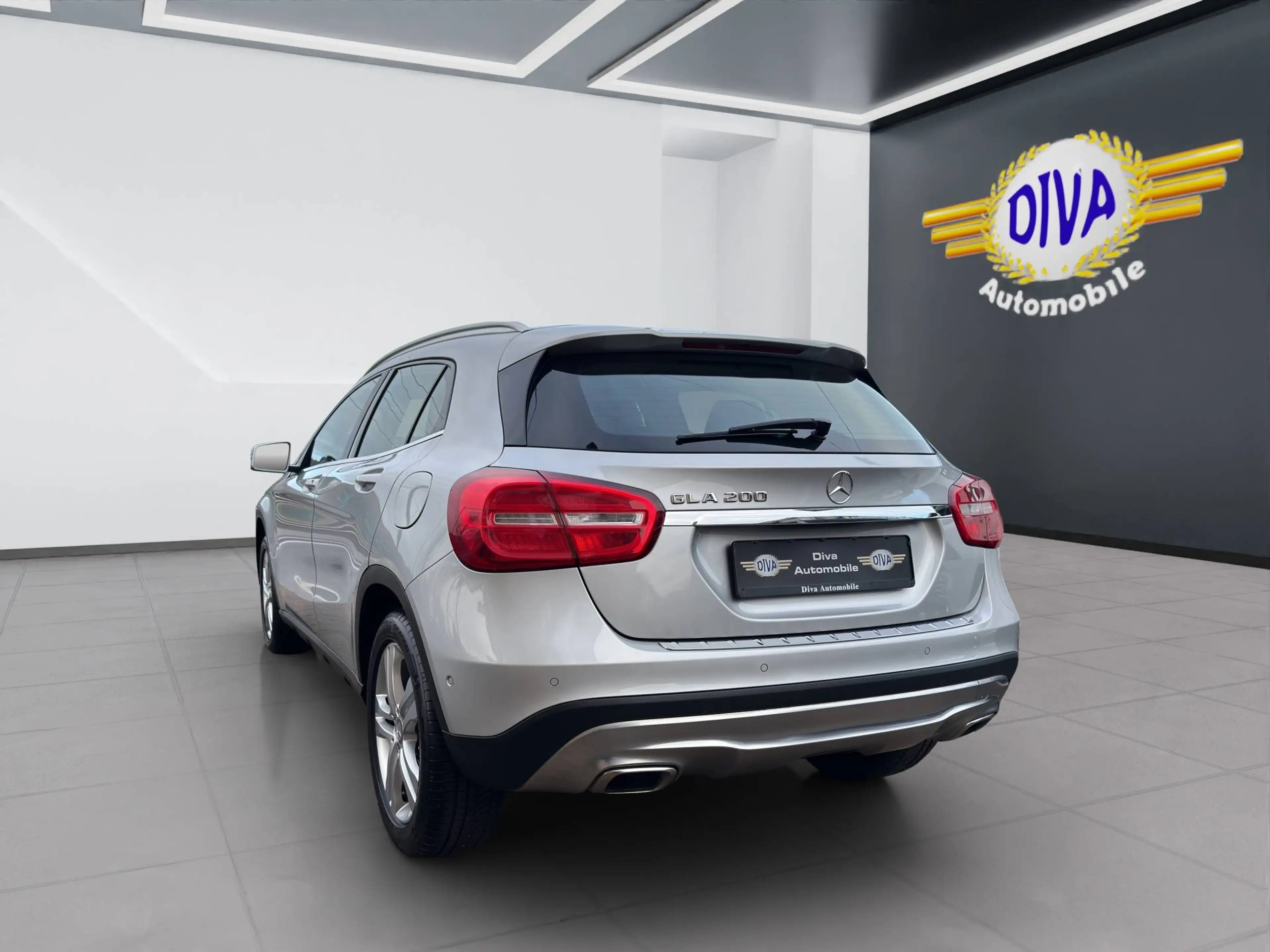 Mercedes-Benz GLA 200 GLA 200 Urban Navi/Xenon/Kamera — photo 4