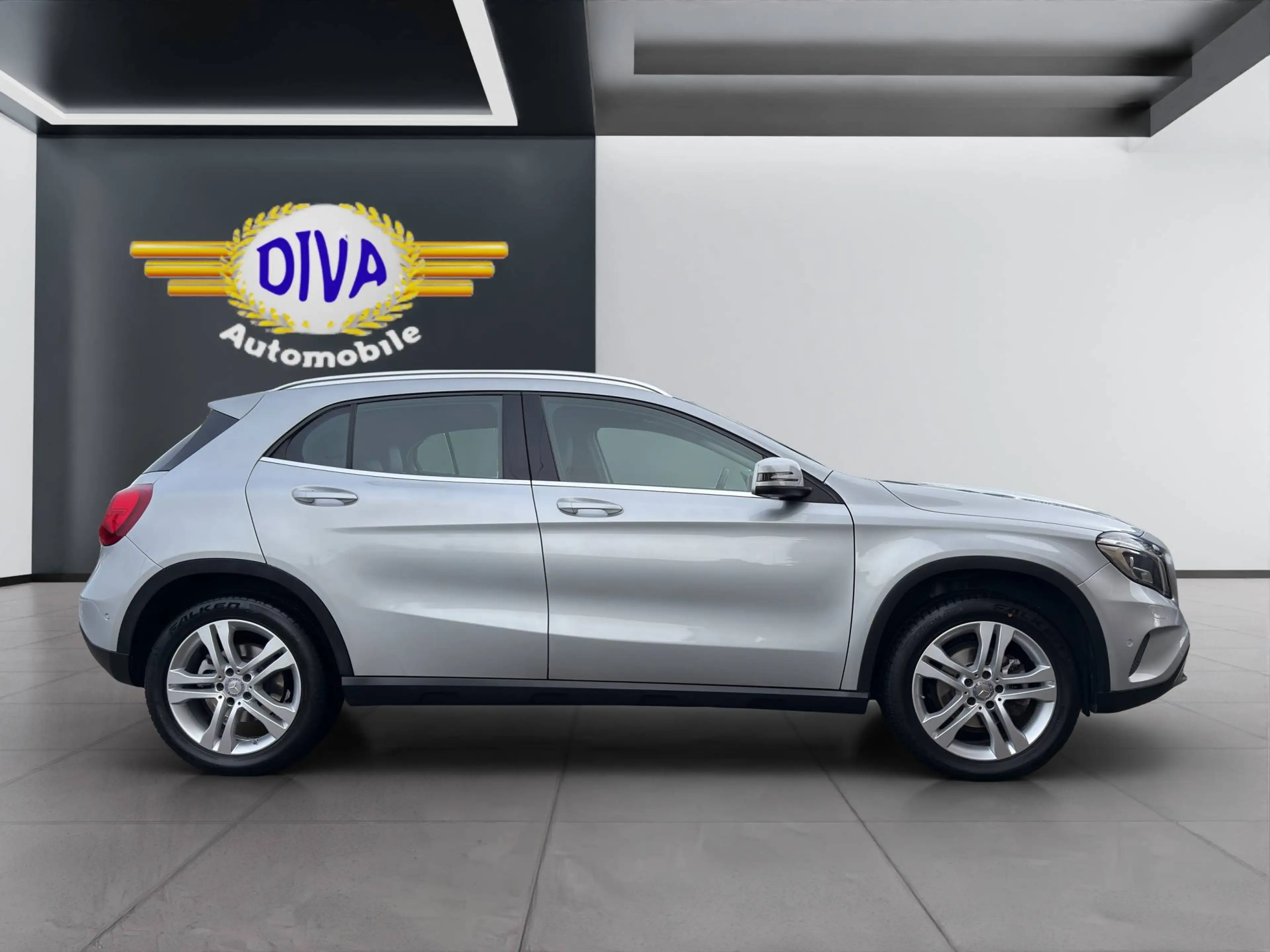 Mercedes-Benz GLA 200 GLA 200 Urban Navi/Xenon/Kamera — photo 8