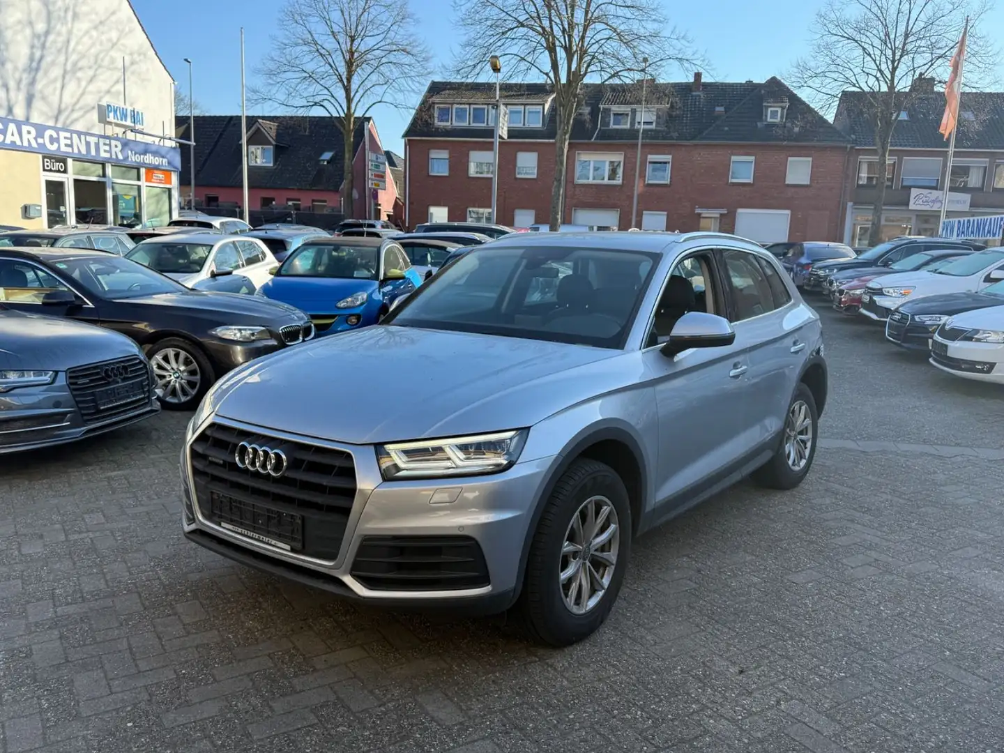 Audi Q5 quattro*190PS*LEDER*AUTOMATIK*NAVI*XENON*** Silber - 1