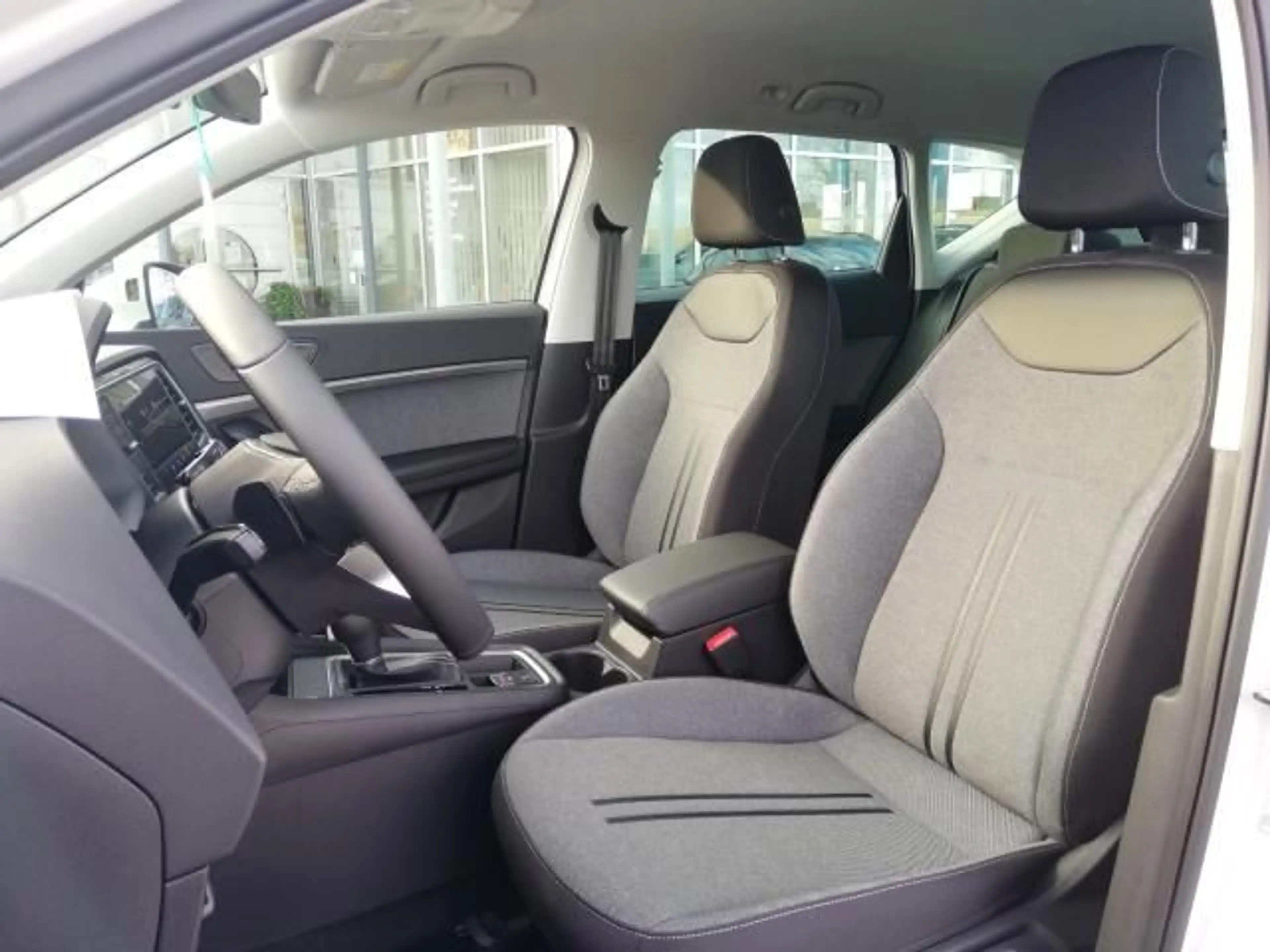 SEAT Ateca ATECA ROAD EDITION 1.5 TSI DSG NAVI PARKLENKASS. — photo 10
