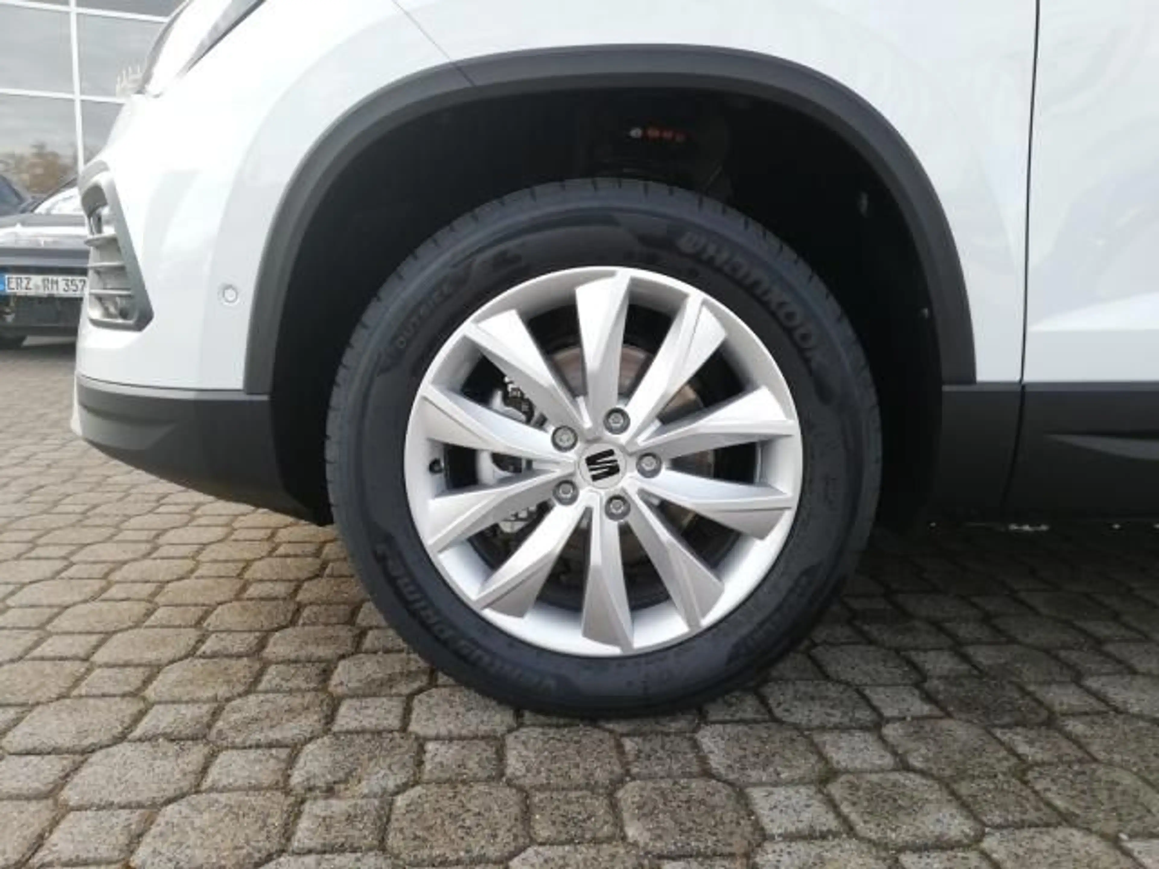 SEAT Ateca ATECA ROAD EDITION 1.5 TSI DSG NAVI PARKLENKASS. — photo 4
