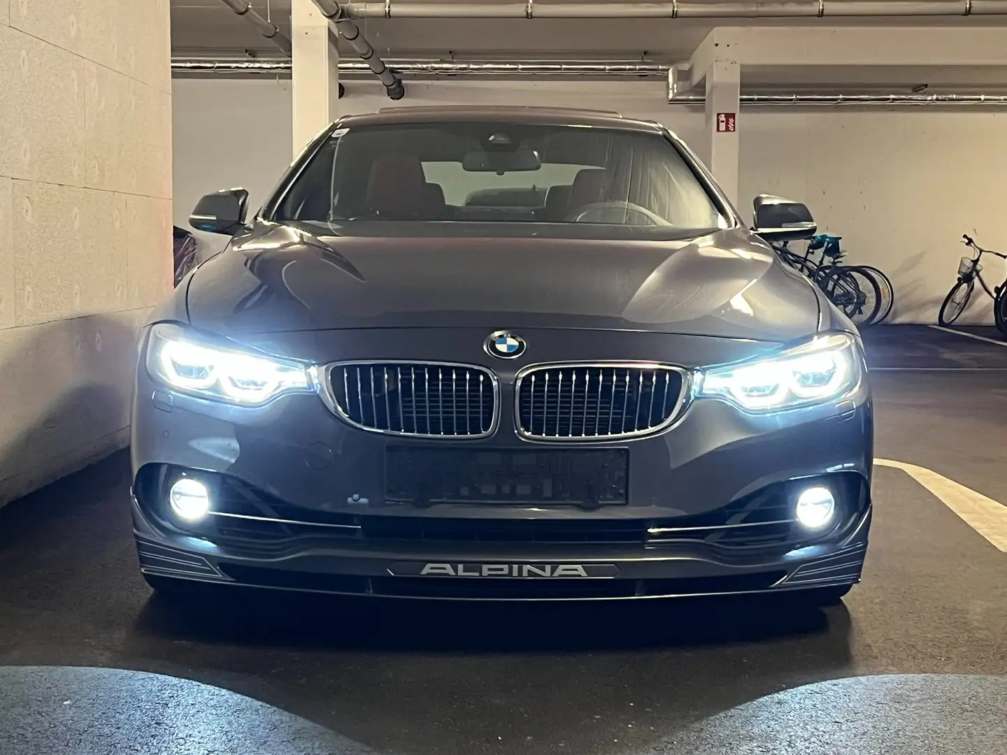 Alpina B4 Coupé Allrad (Facelift-Modell B4s) Szary - 2