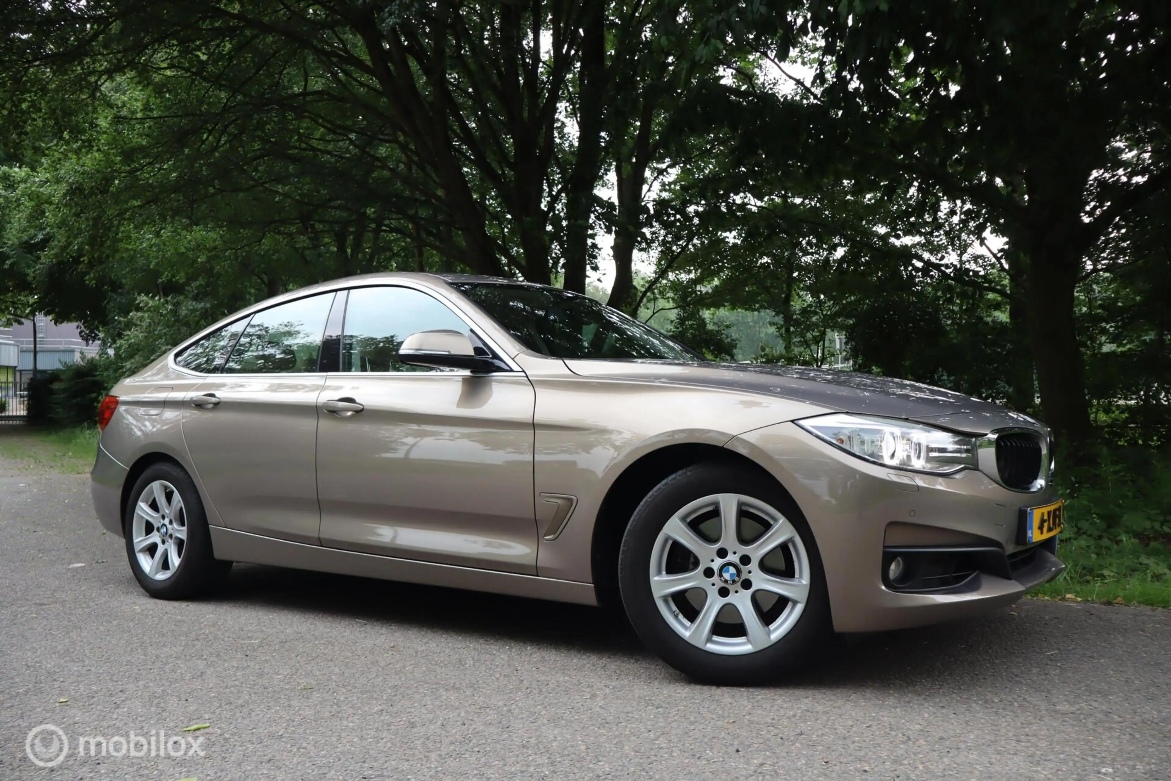 BMW 328 3-serie Gran Turismo 328i xDrive High Executive!
