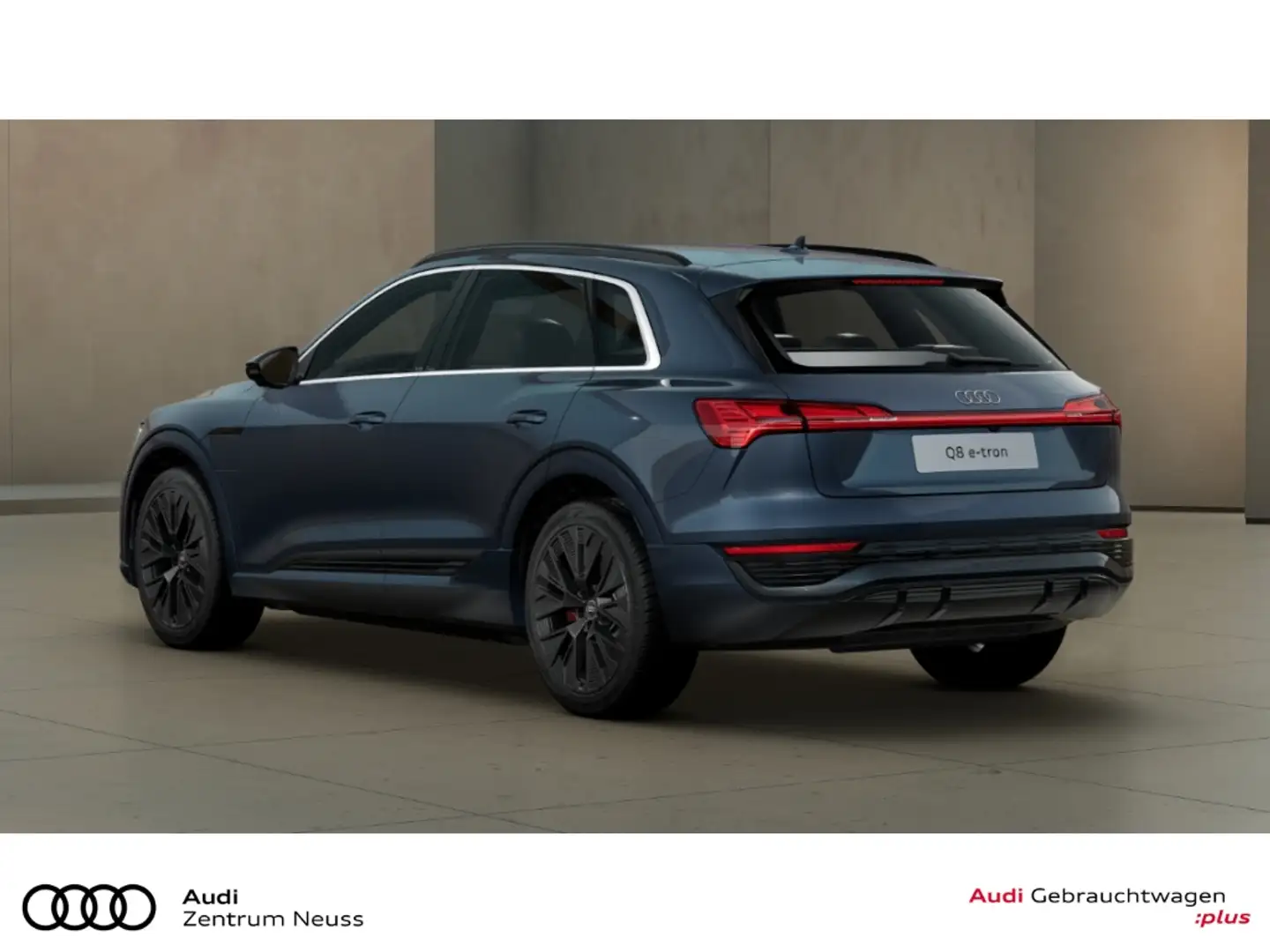 Audi Q8 e-tron 55 quattro S line Blau - 2