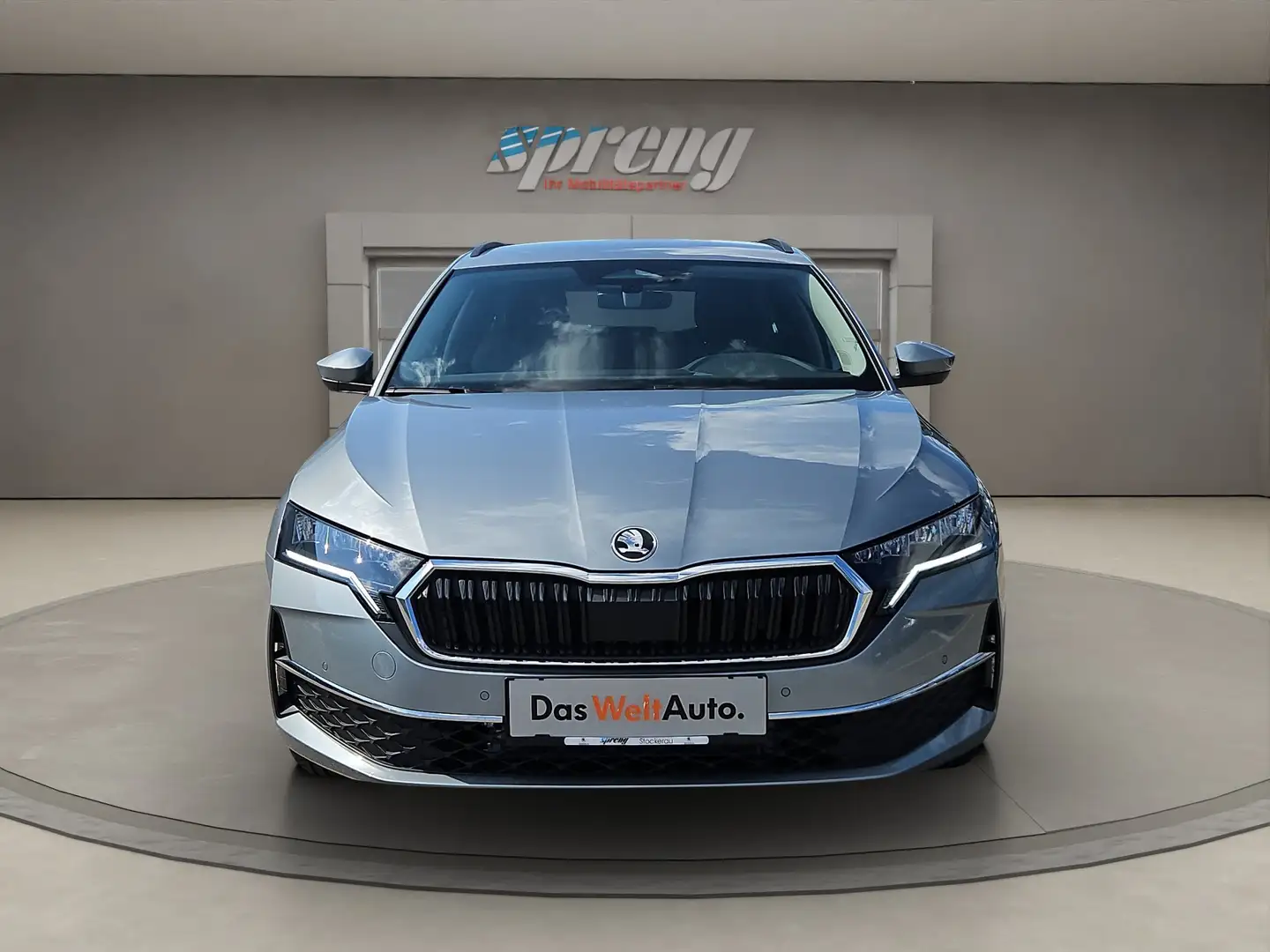 Skoda Octavia Combi - Automatik 115 PS - NEU nur € 29.999,-* Silber - 2